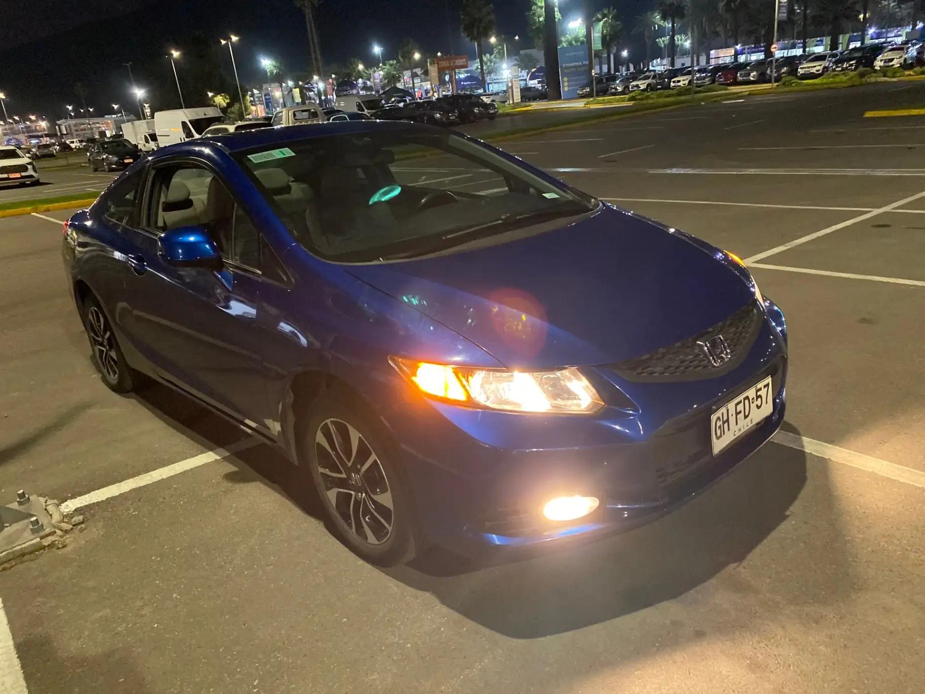 Automovil Honda Civic