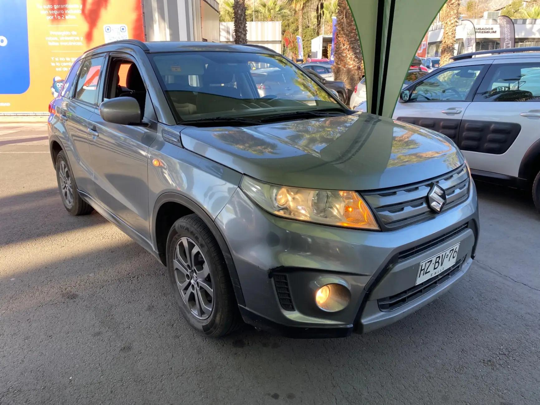 Station Wagon Suzuki Vitara