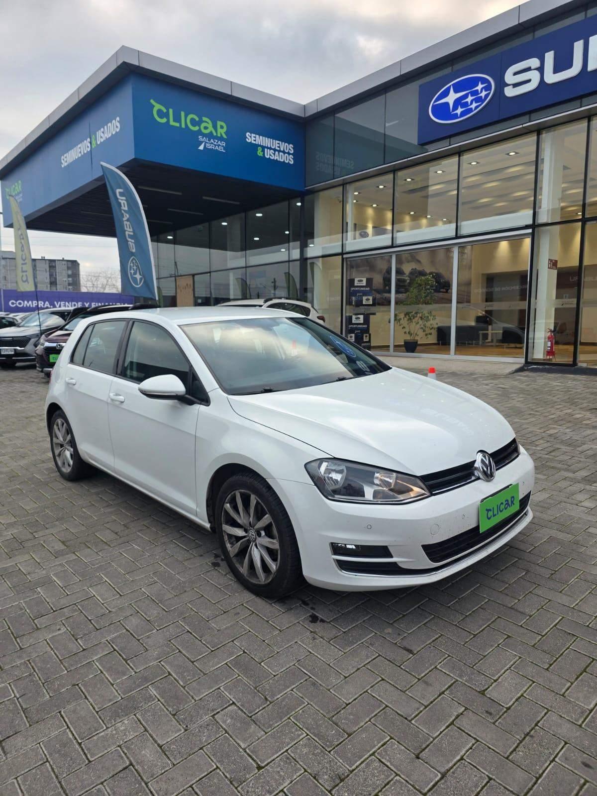 Automovil Volkswagen Golf