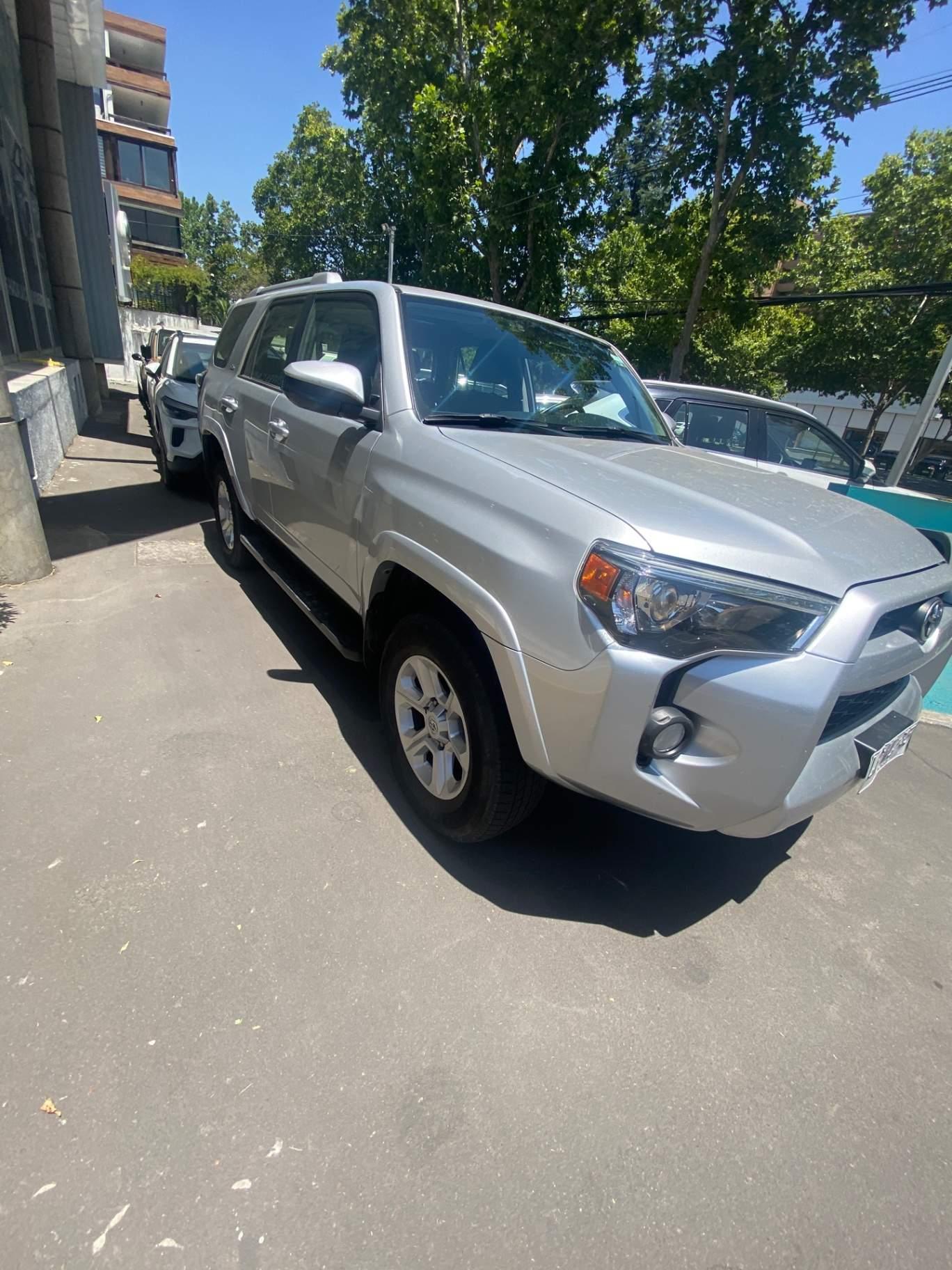 Station Wagon Toyota 4runner