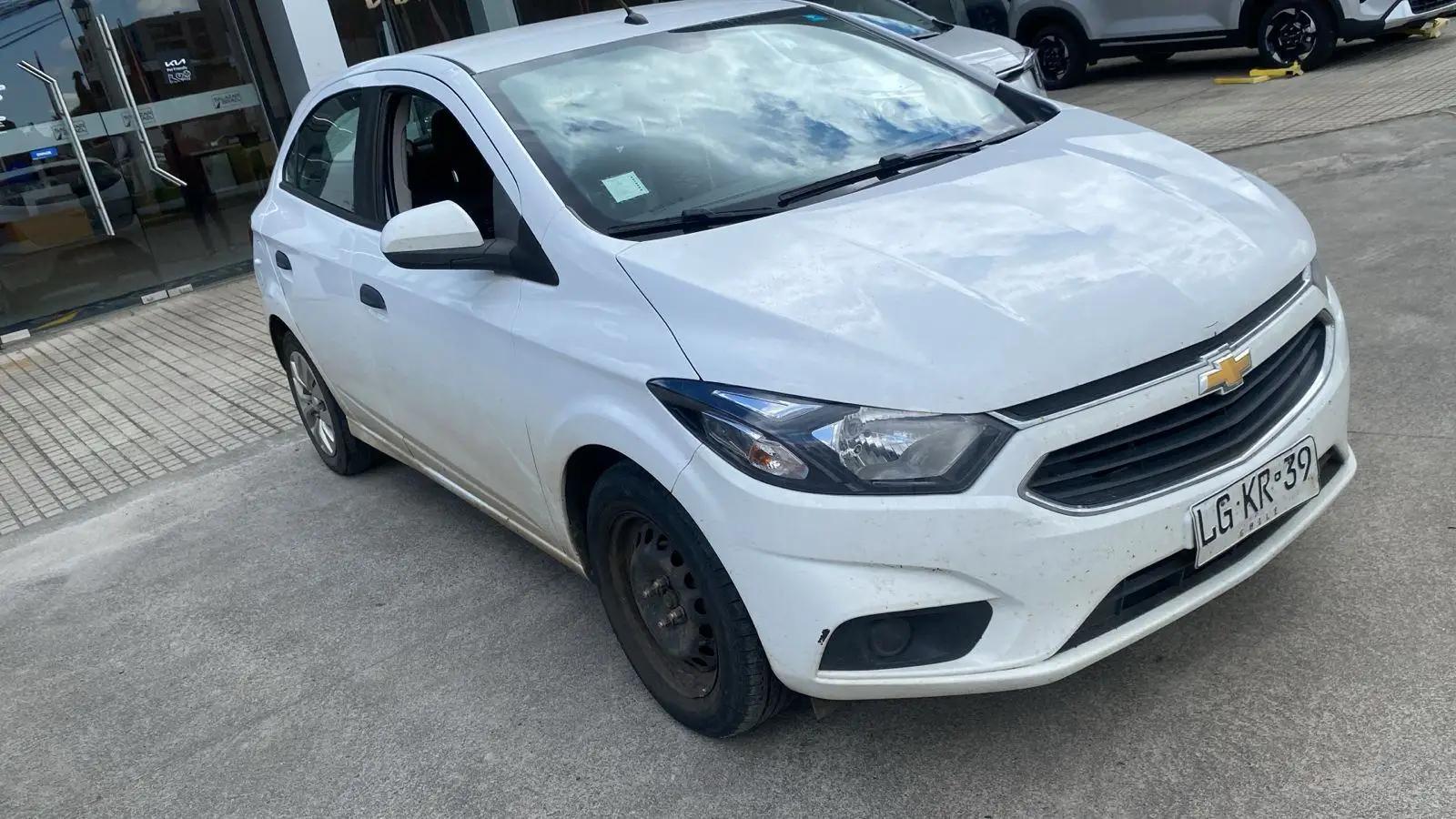 Automovil Chevrolet Onix Turbo