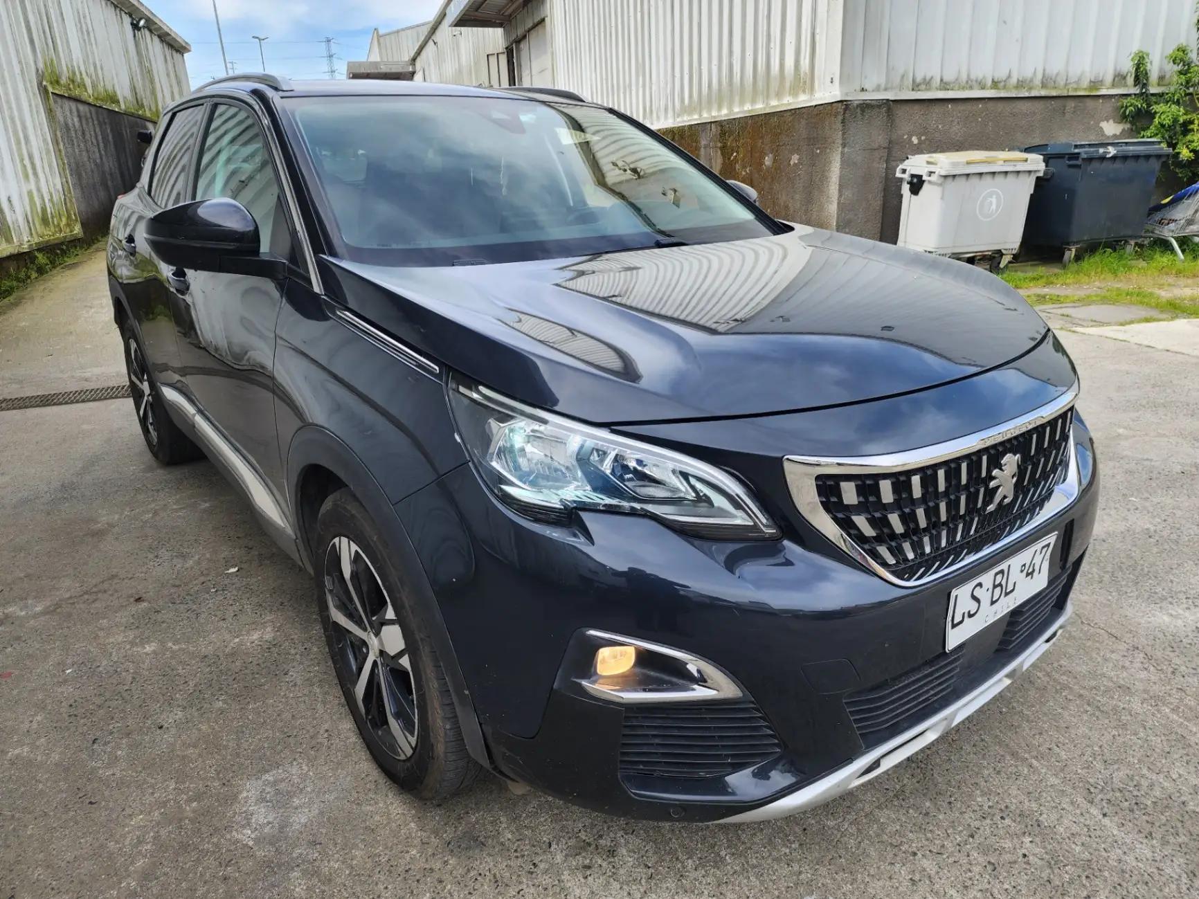 Station Wagon Peugeot 3008