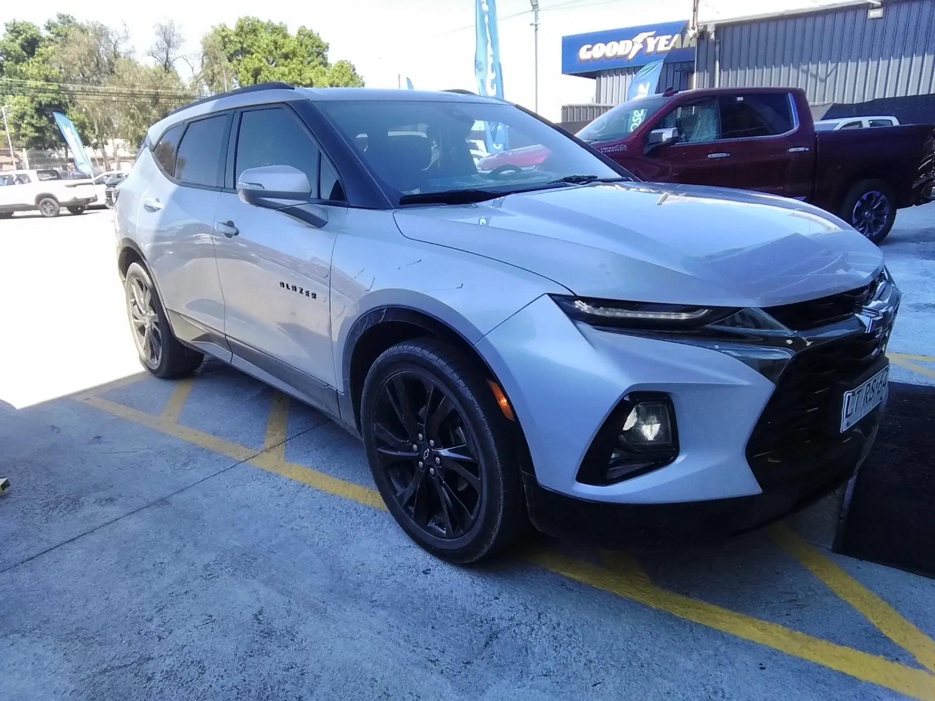 Station Wagon Chevrolet Blazer