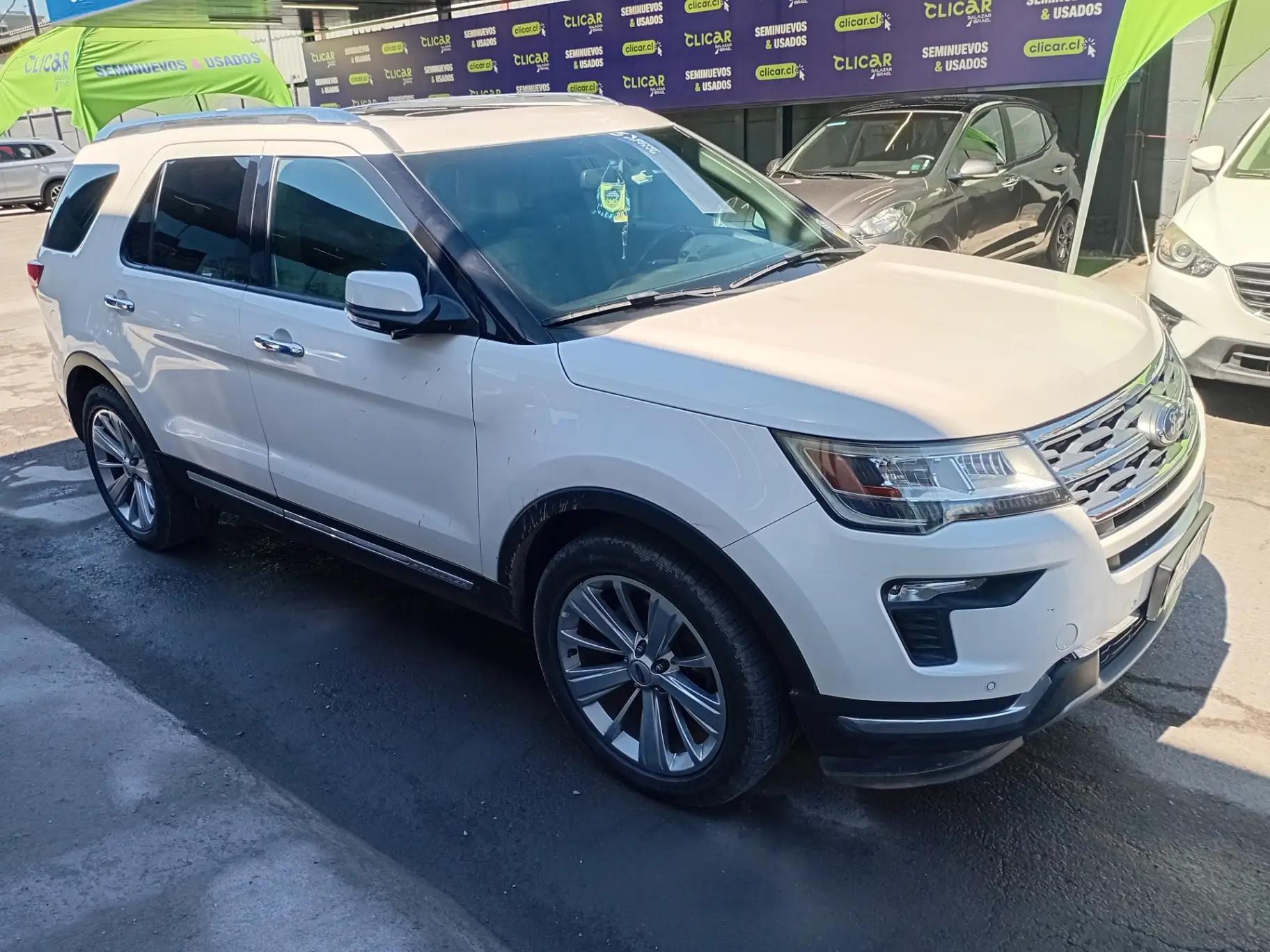 Station Wagon Ford Explorer