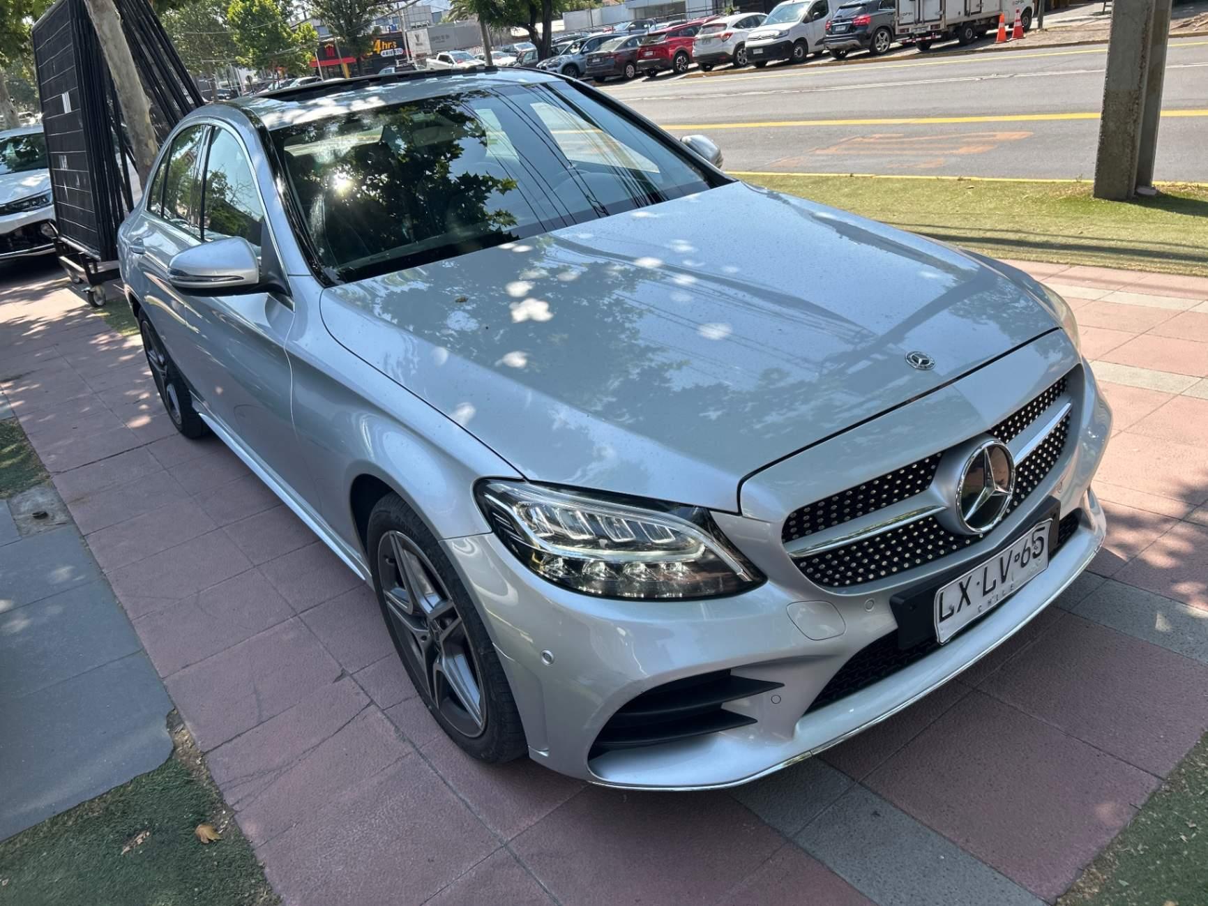 Sedan Mercedes Benz C 200