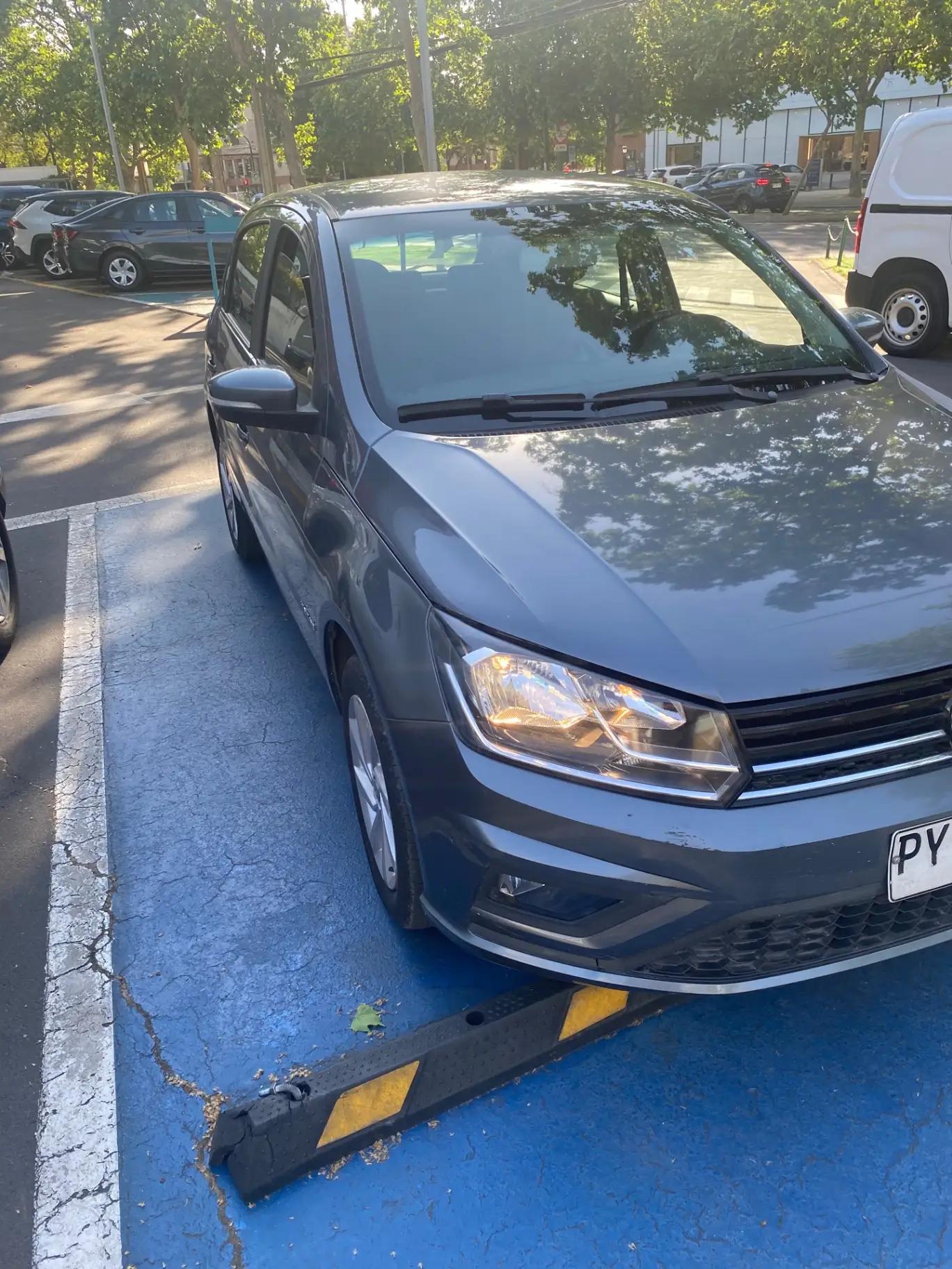 Hatchback Volkswagen Gol