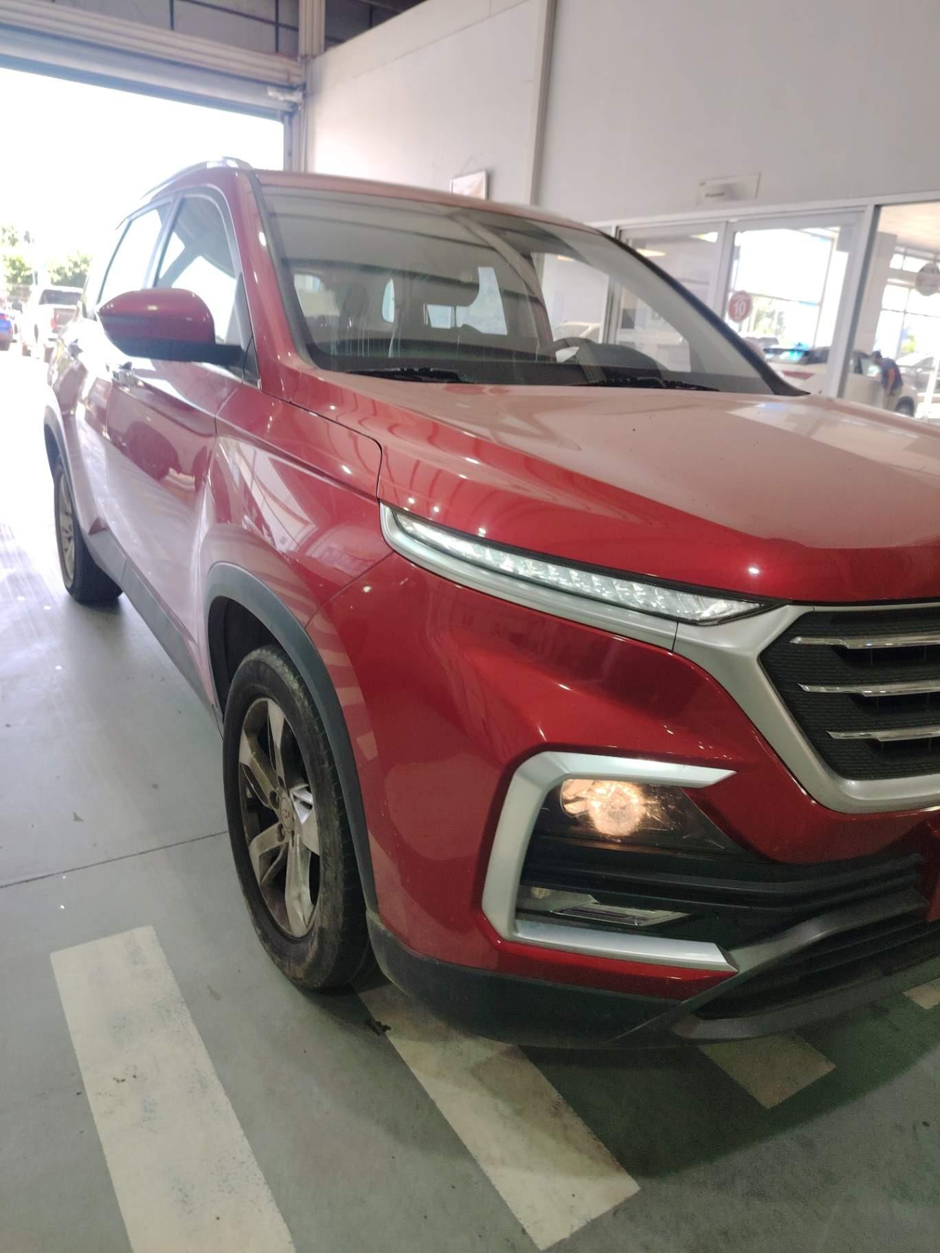 Station Wagon Chevrolet Captiva