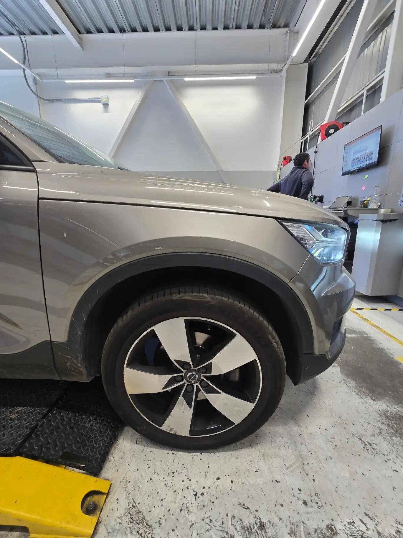 Station Wagon Volvo Xc40