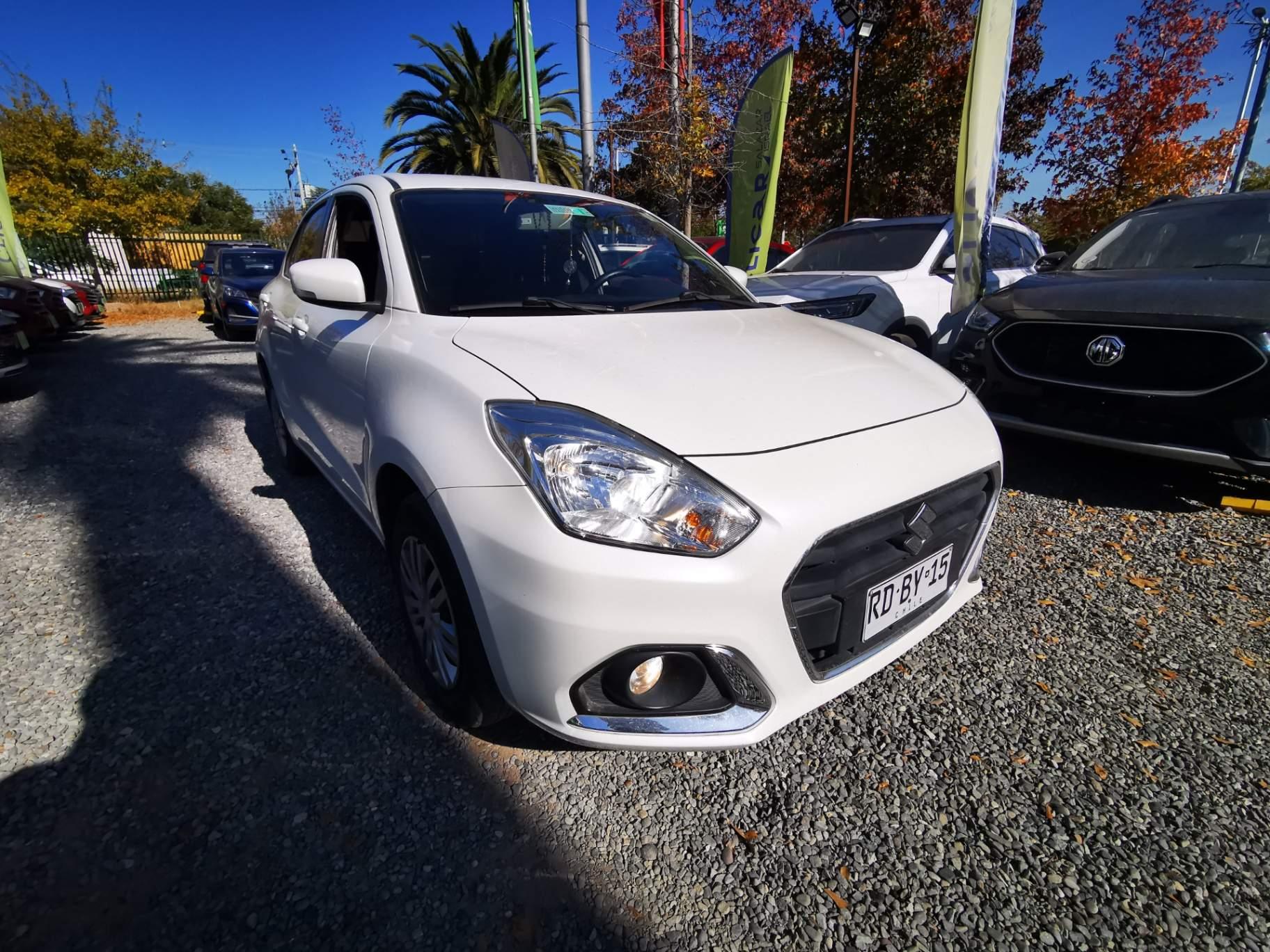 Automovil Suzuki Dzire