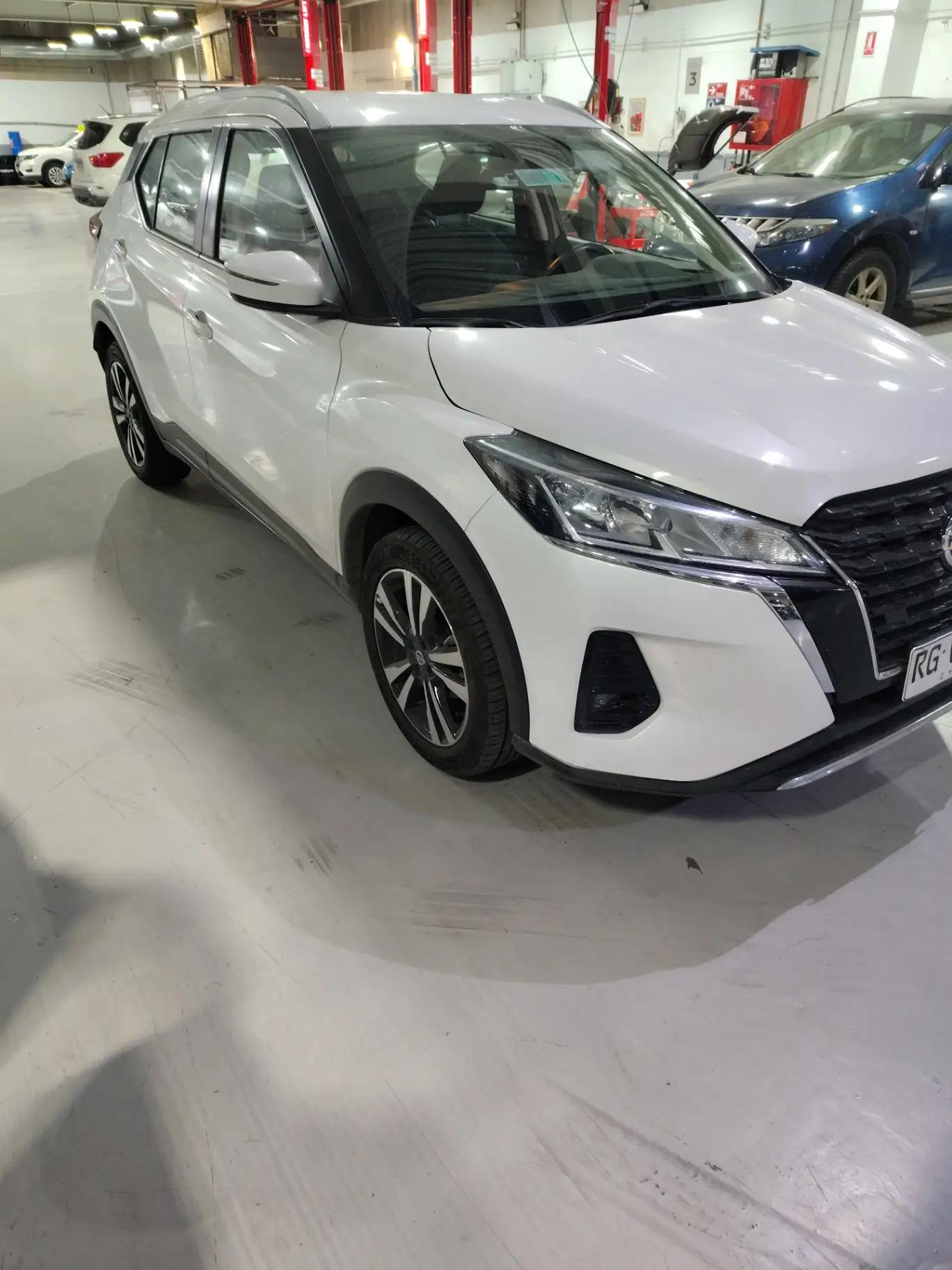 Station Wagon Nissan Kicks