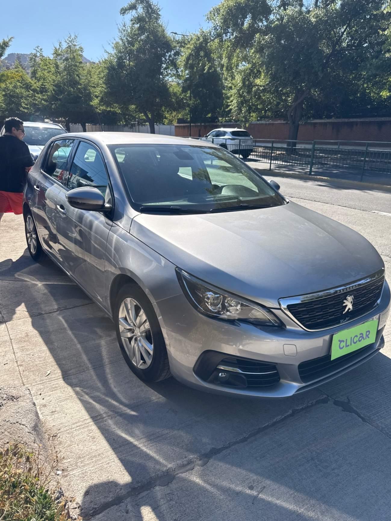 Hatchback Peugeot 308
