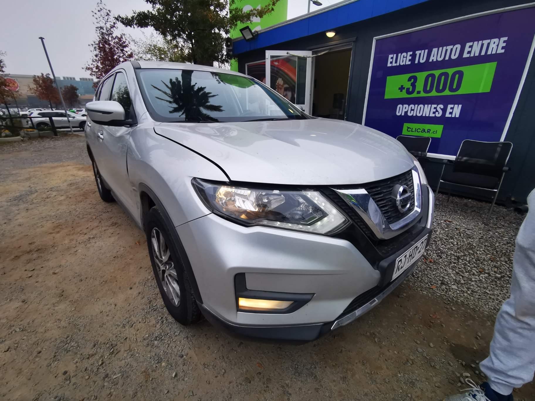 Station Wagon Nissan X-trail