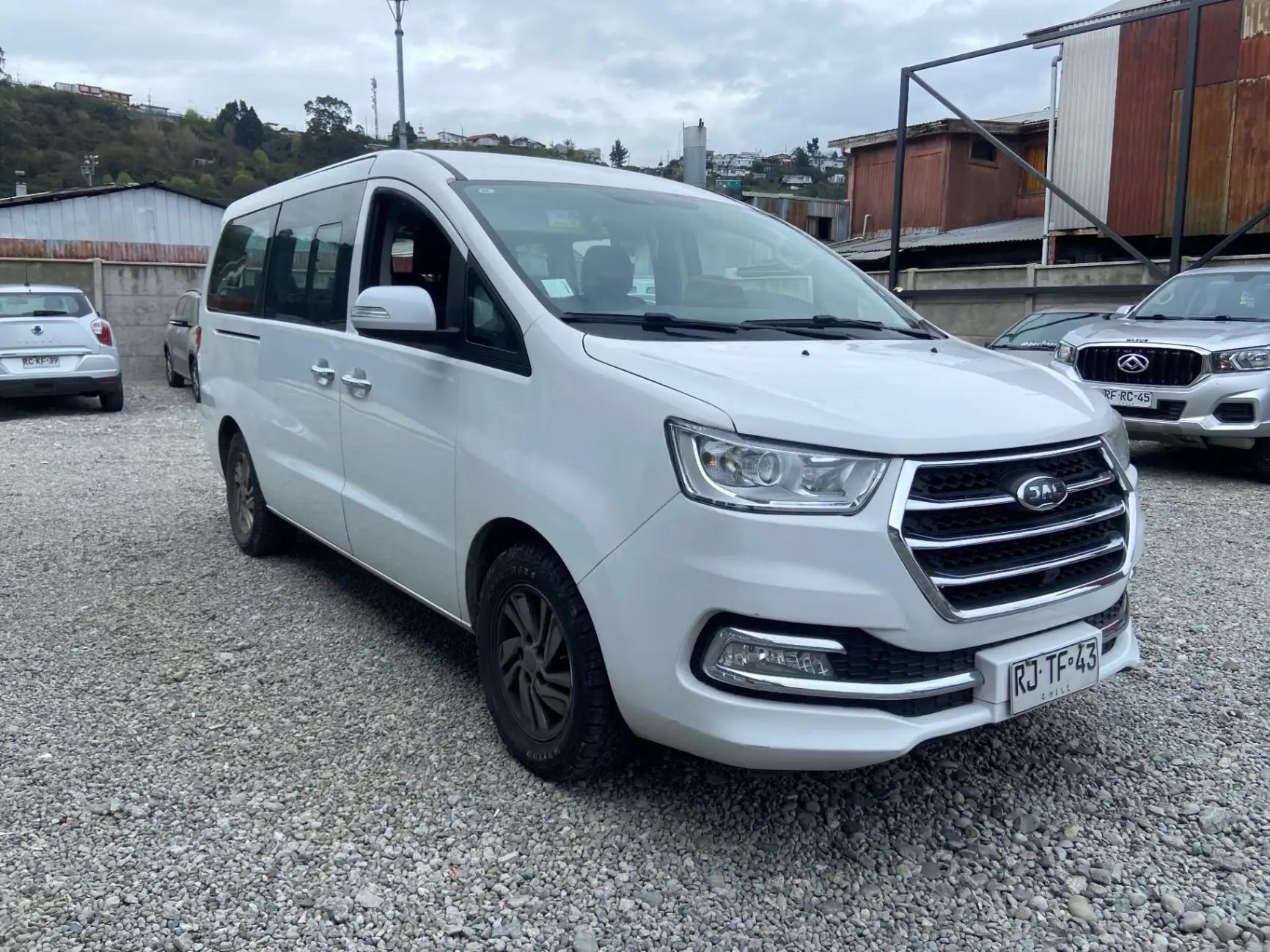 Minibus Jac Refine
