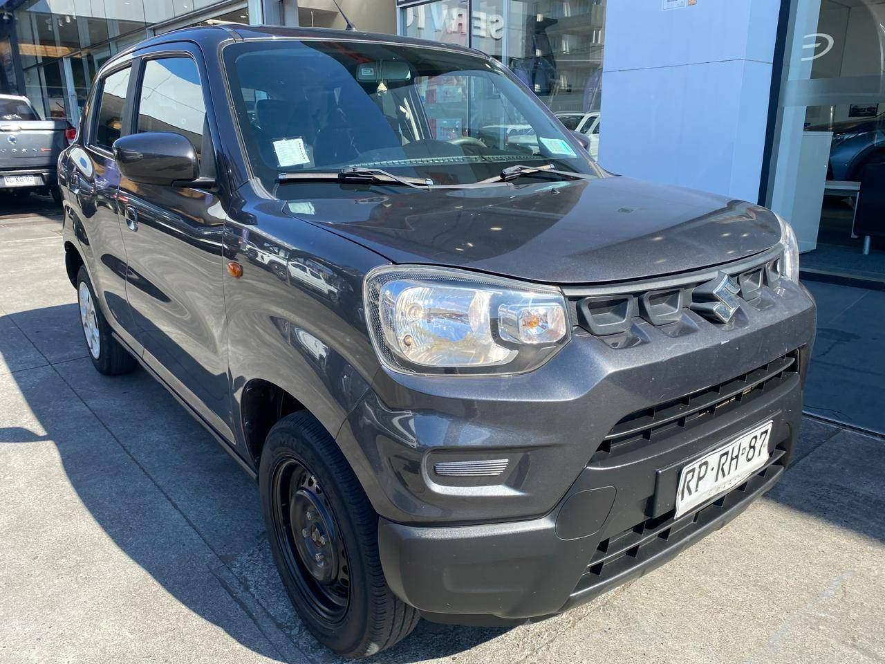 Automovil Suzuki Spresso