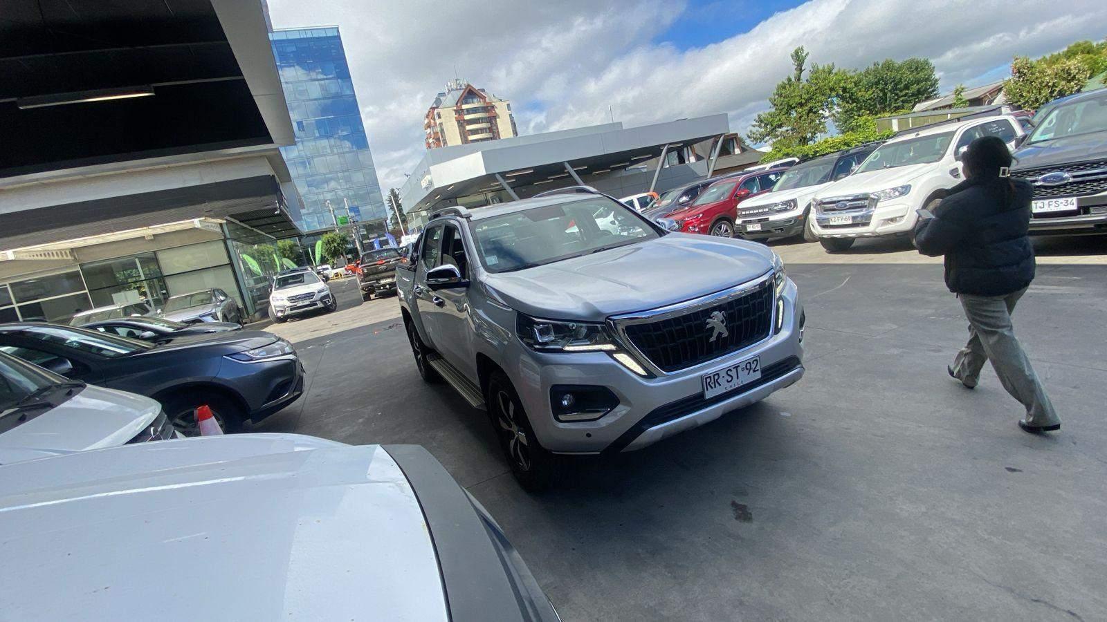 Camioneta Peugeot Landtrek