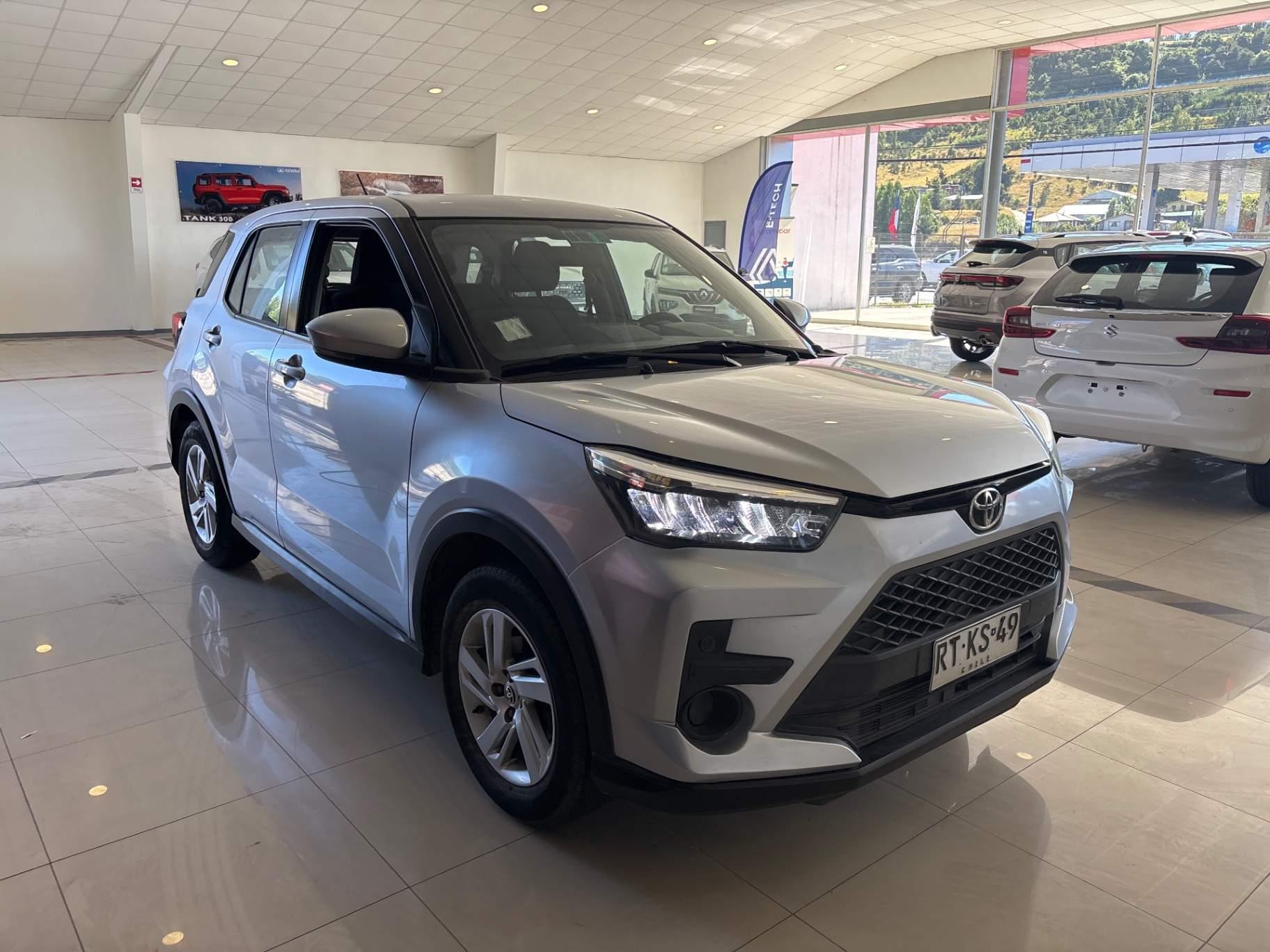 Suv Toyota Raize