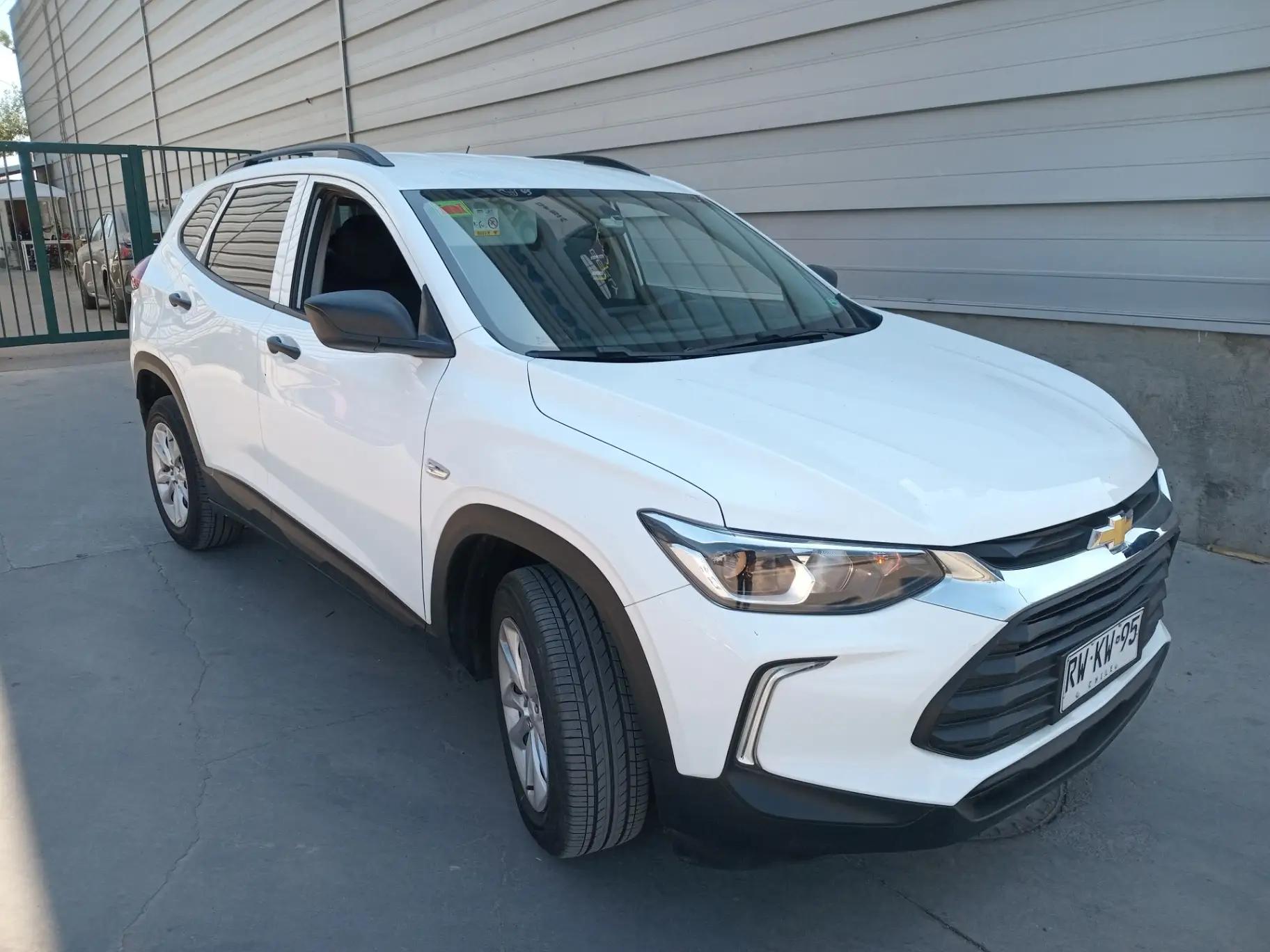 Station Wagon Chevrolet Tracker