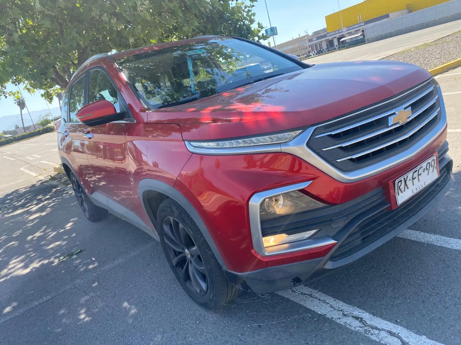 Station Wagon Chevrolet Captiva