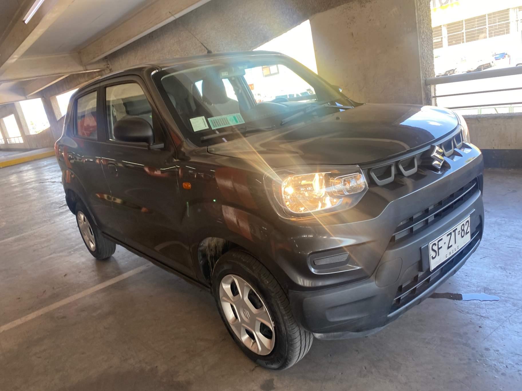 Automovil Suzuki Spresso