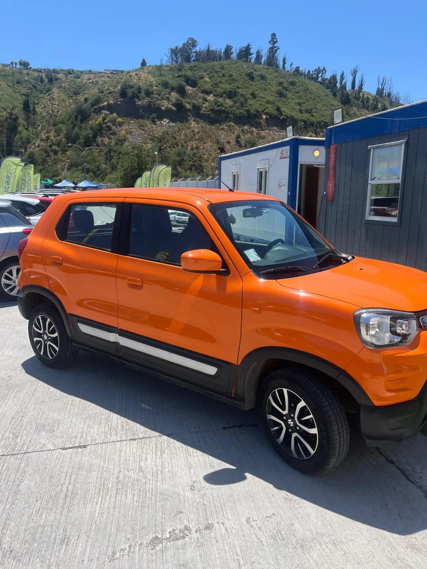 Automovil Suzuki Spresso