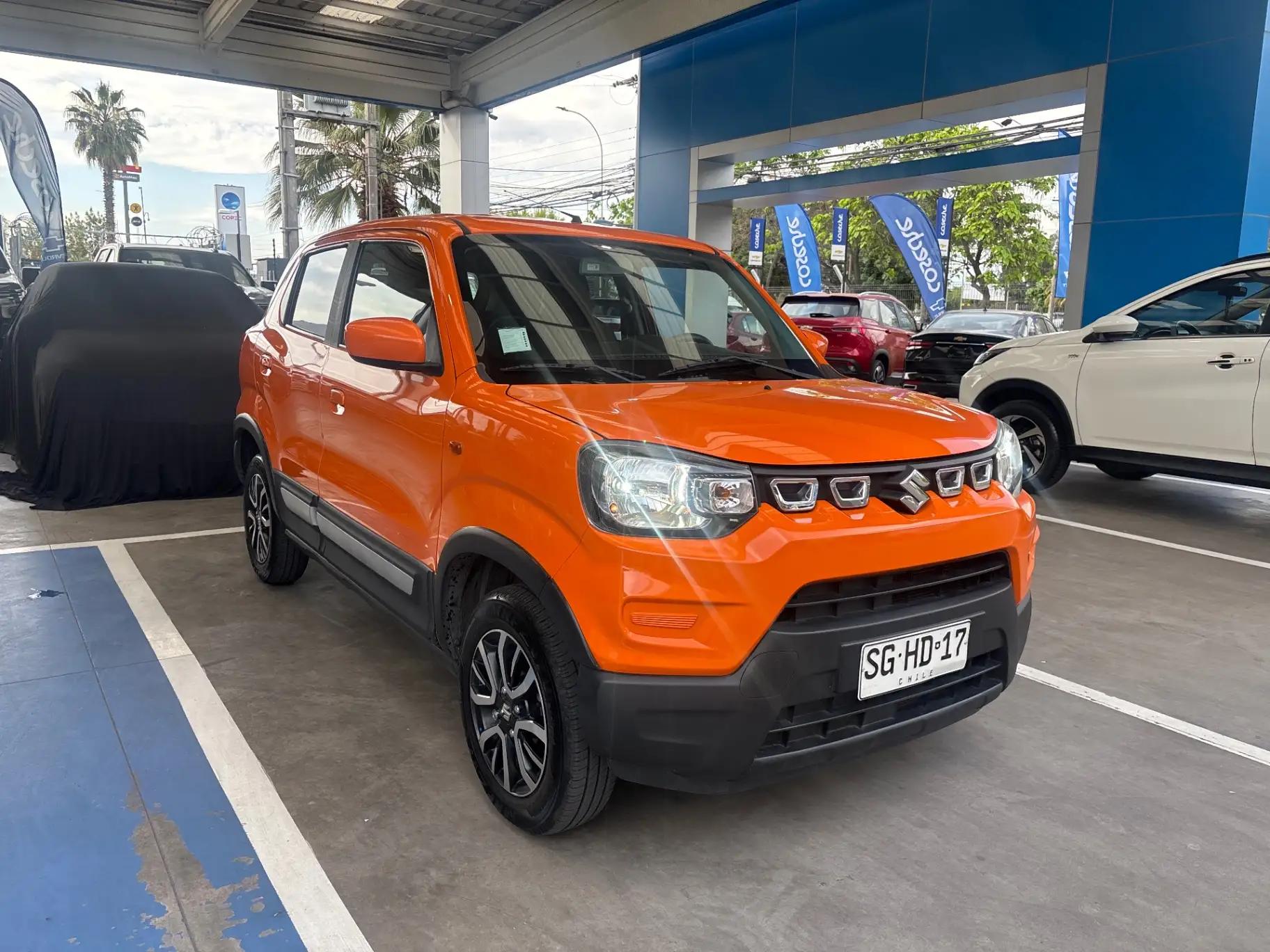 Automovil Suzuki Spresso