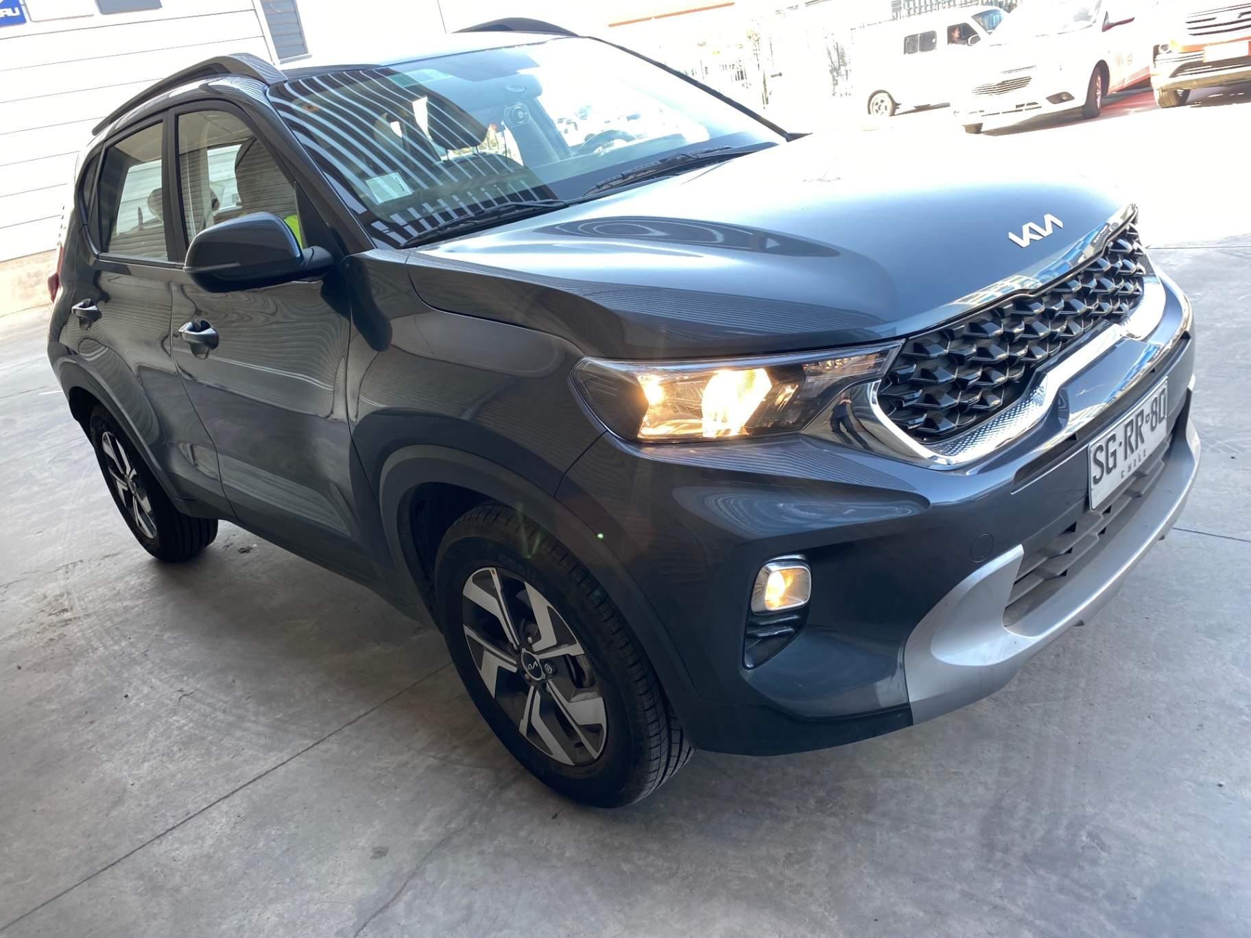 Station Wagon Kia Sonet