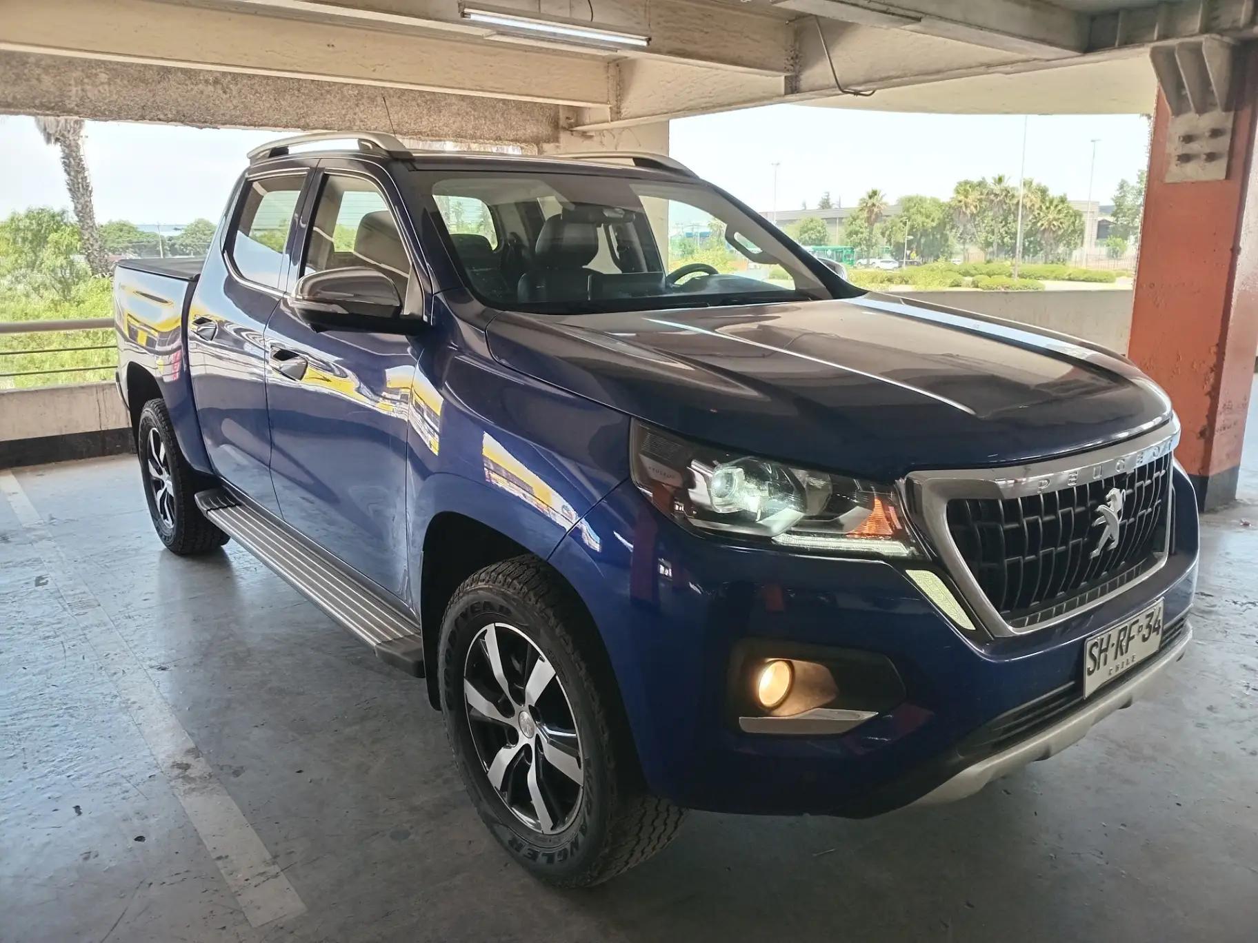 Camioneta Peugeot Landtrek