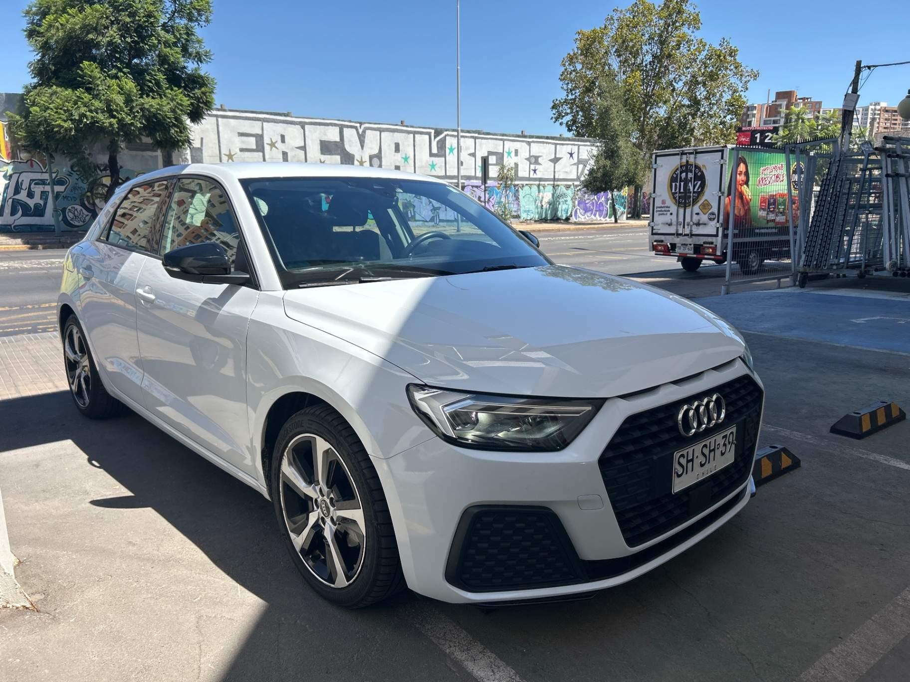 Hatchback Audi A1