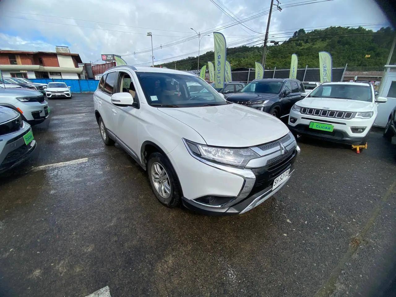 Suv Mitsubishi Outlander