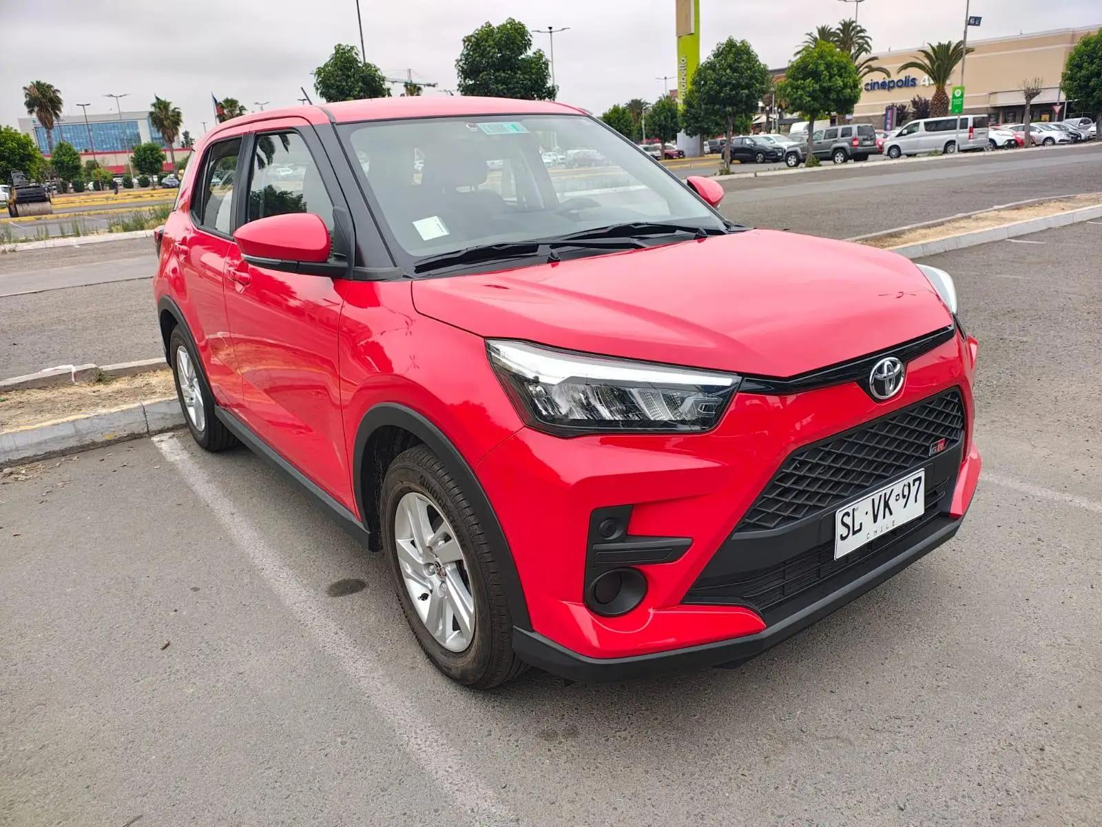 Station Wagon Toyota Raize