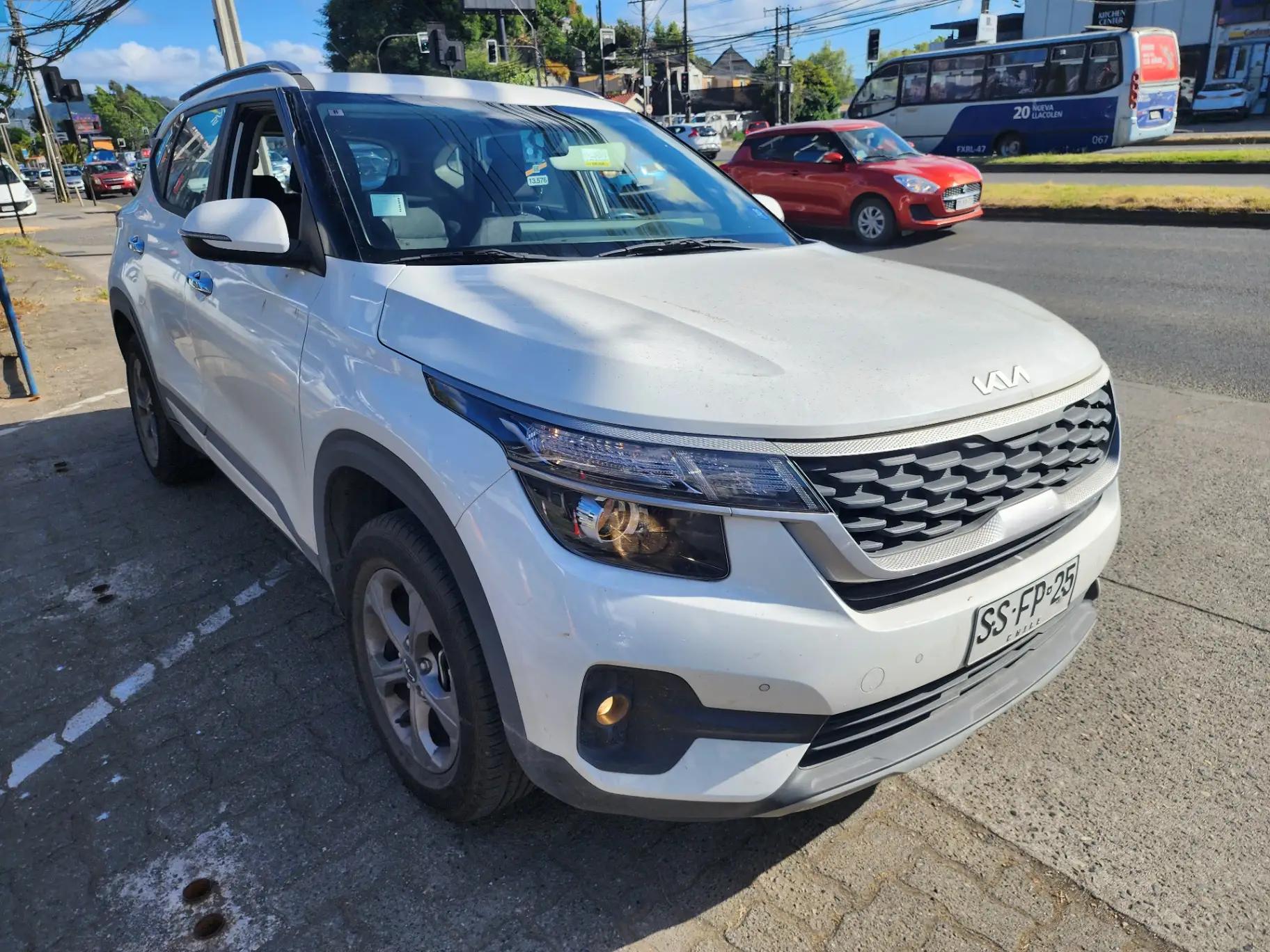 Station Wagon Kia Seltos