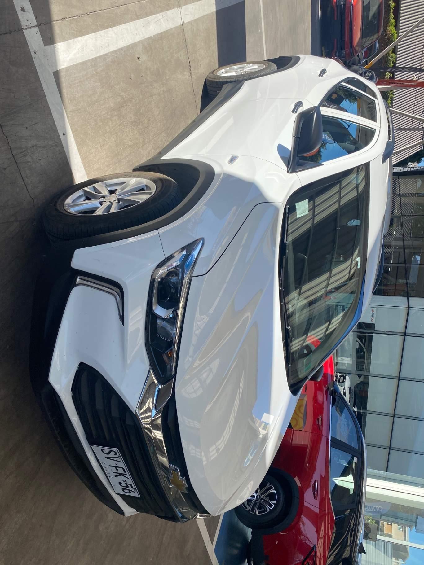 Station Wagon Chevrolet Tracker