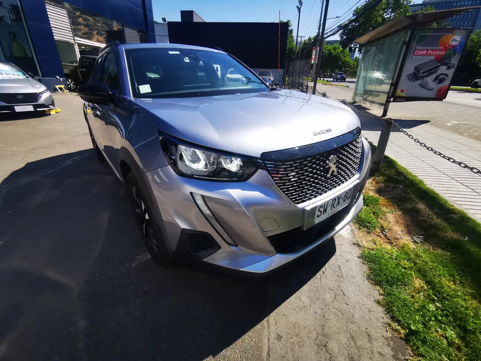 Station Wagon Peugeot 2008