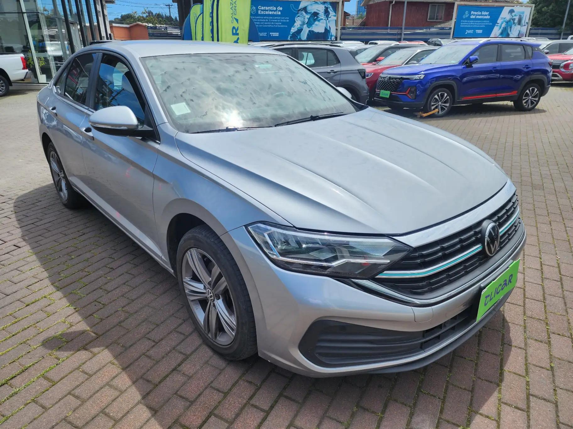 Automovil Volkswagen Jetta