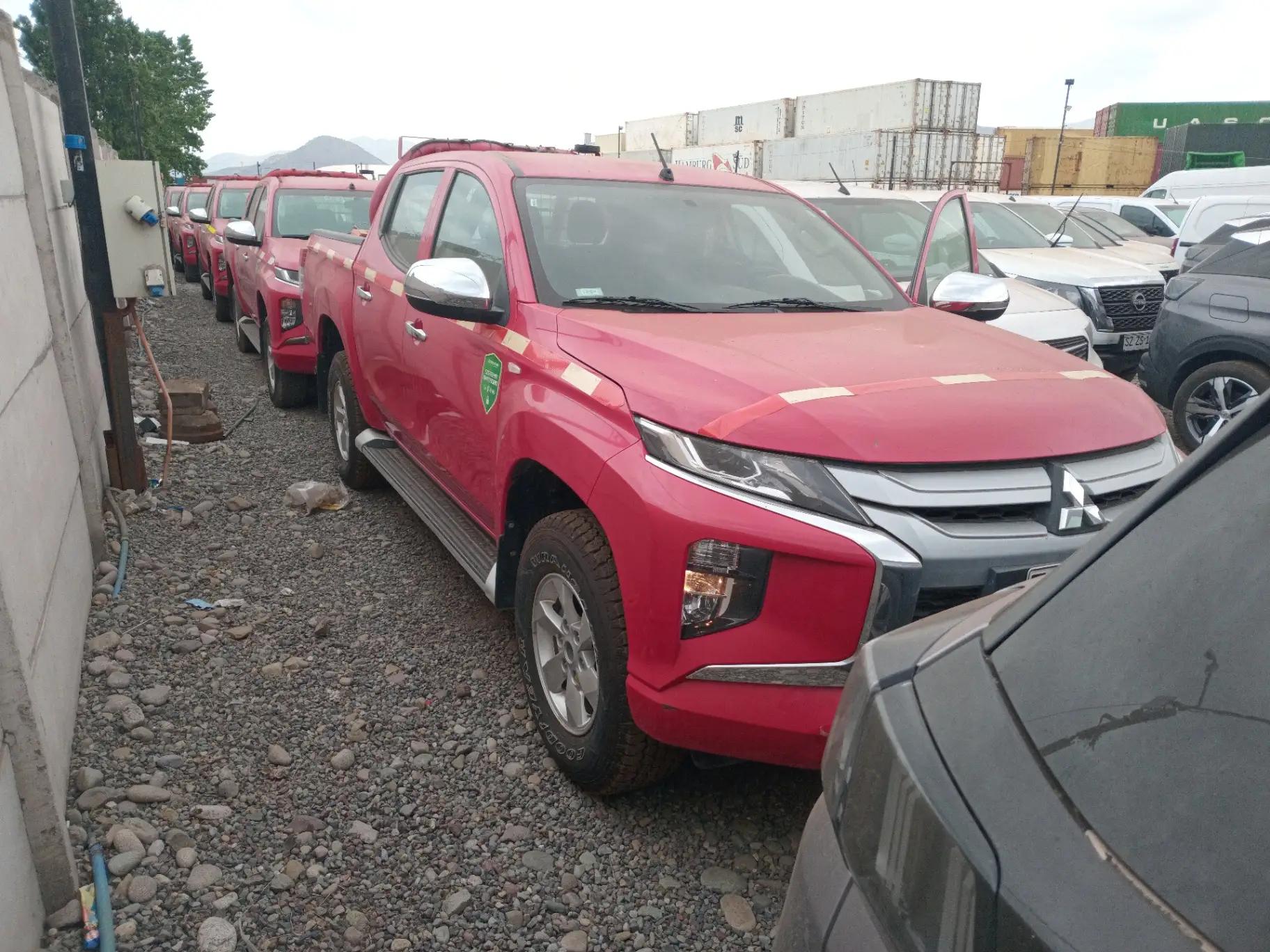 Camioneta Mitsubishi L200