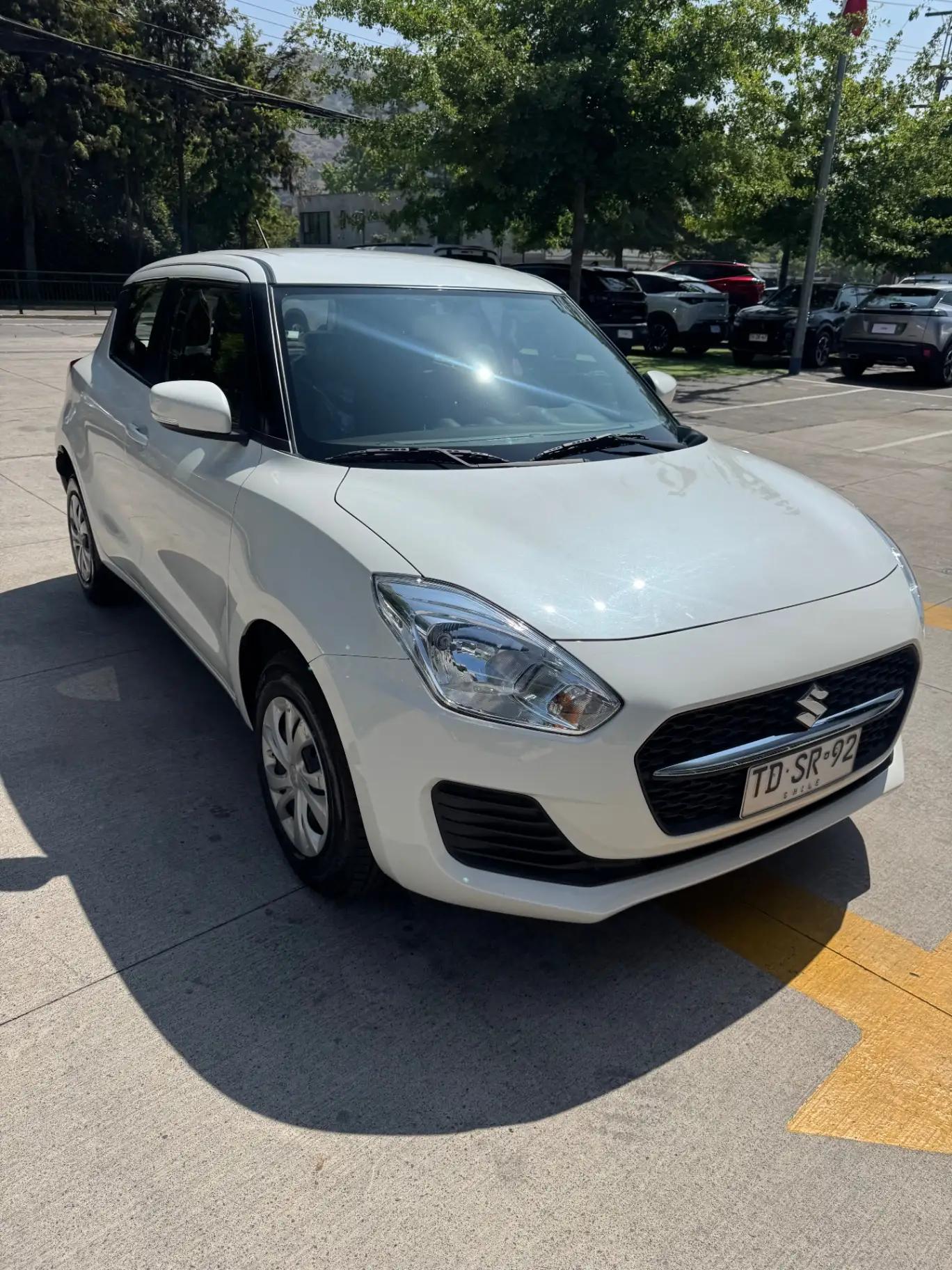 Automovil Suzuki Swift