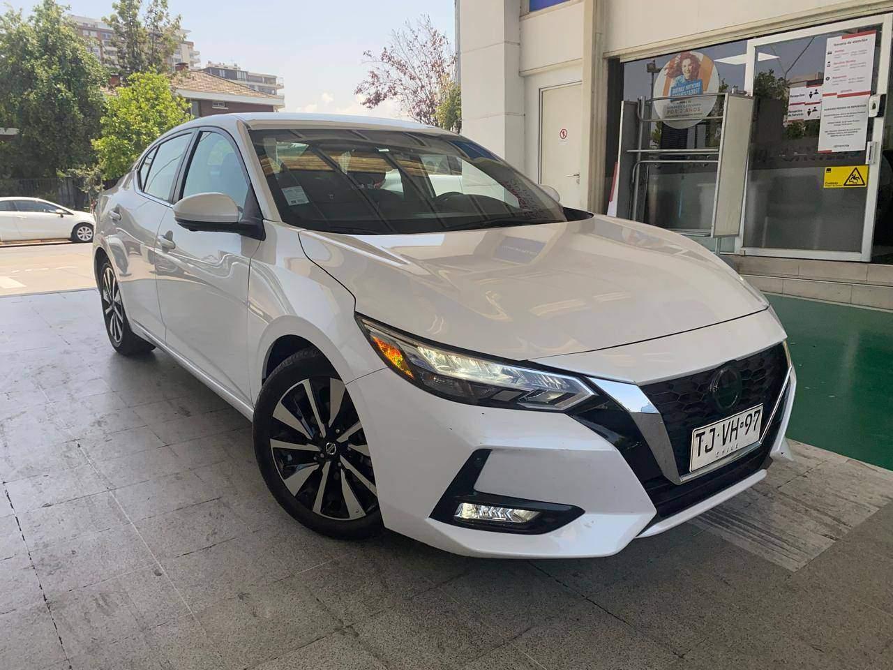 Automovil Nissan Sentra