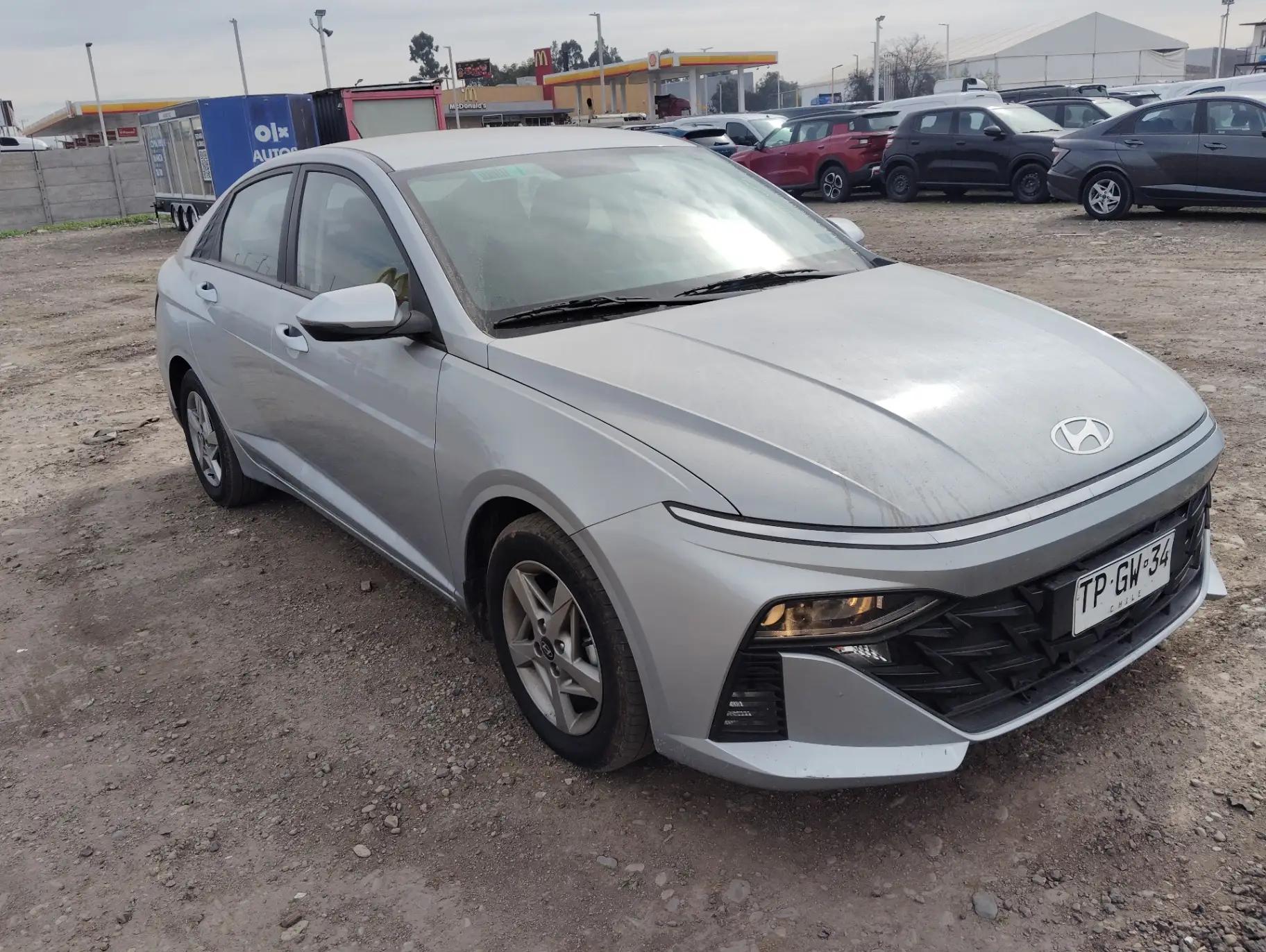 Automovil Hyundai Accent