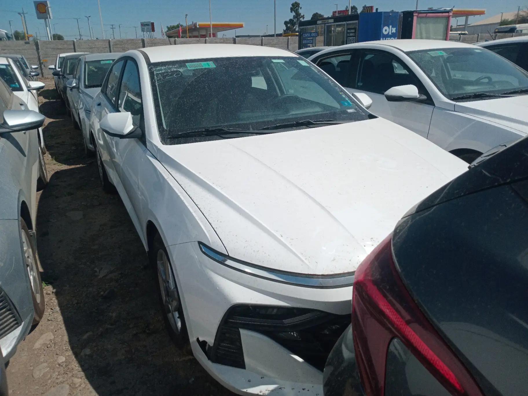 Automovil Hyundai Accent