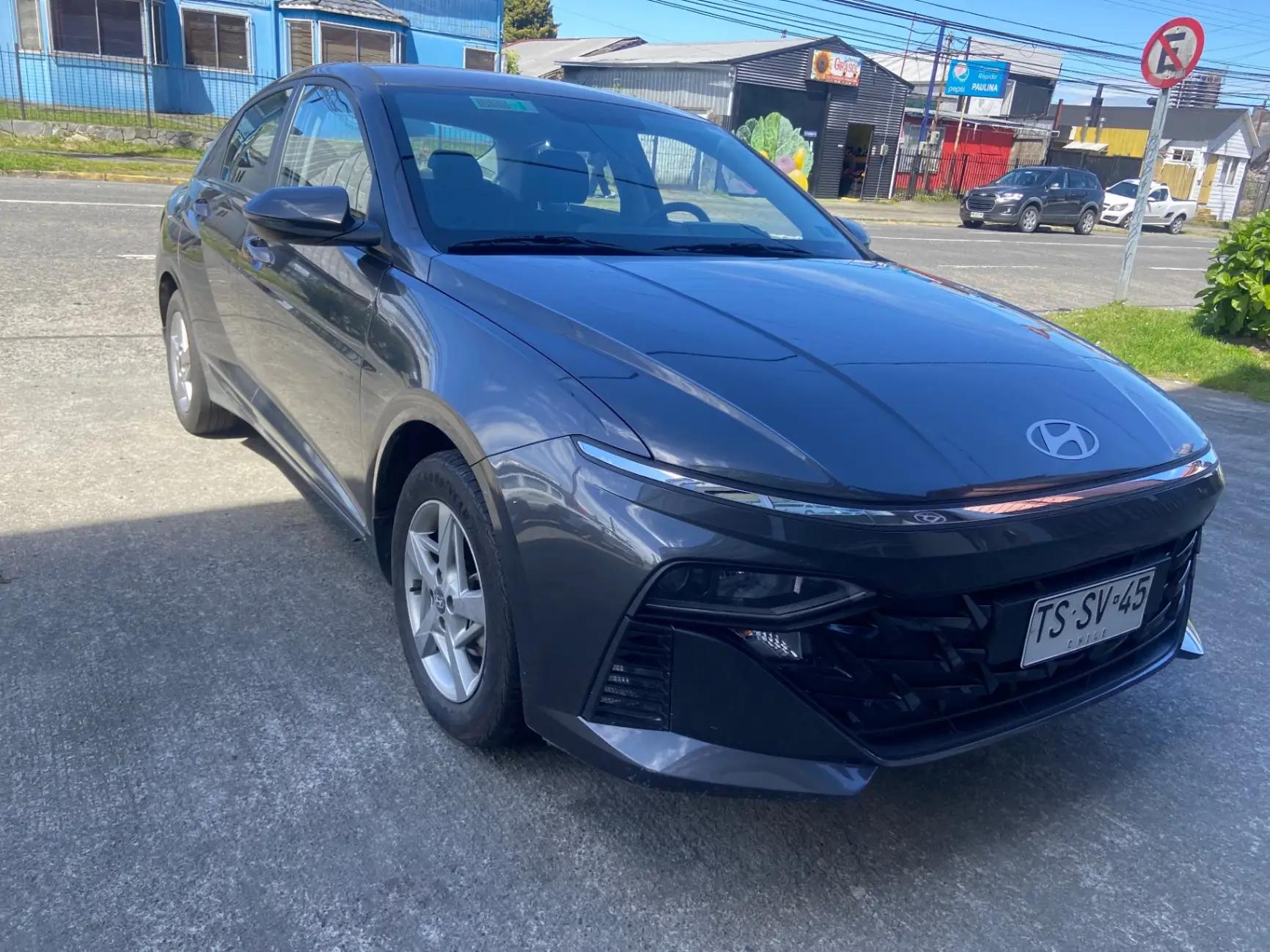 Automovil Hyundai Accent