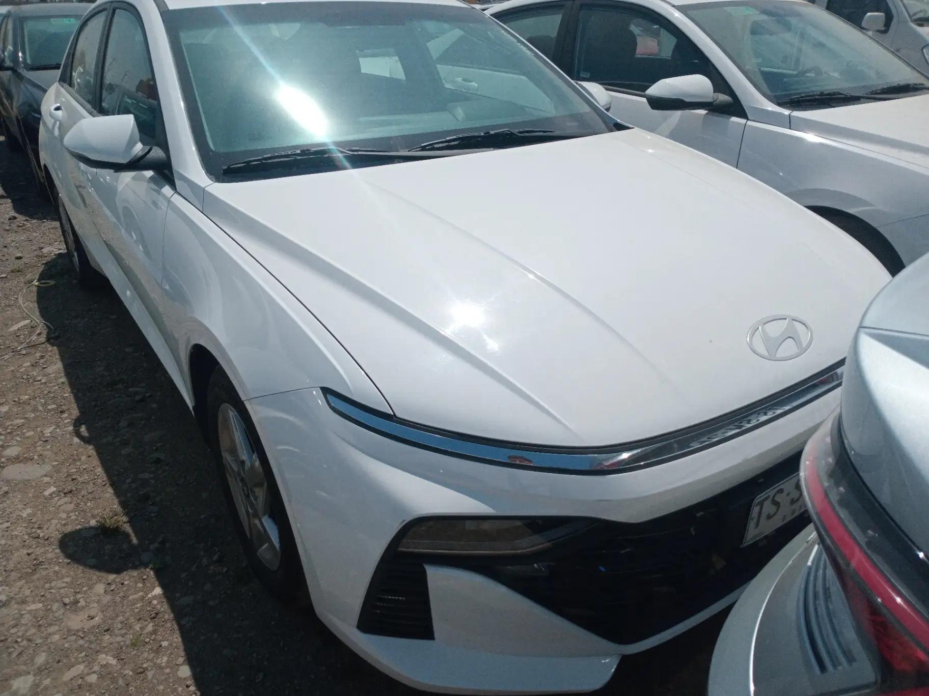 Automovil Hyundai Accent