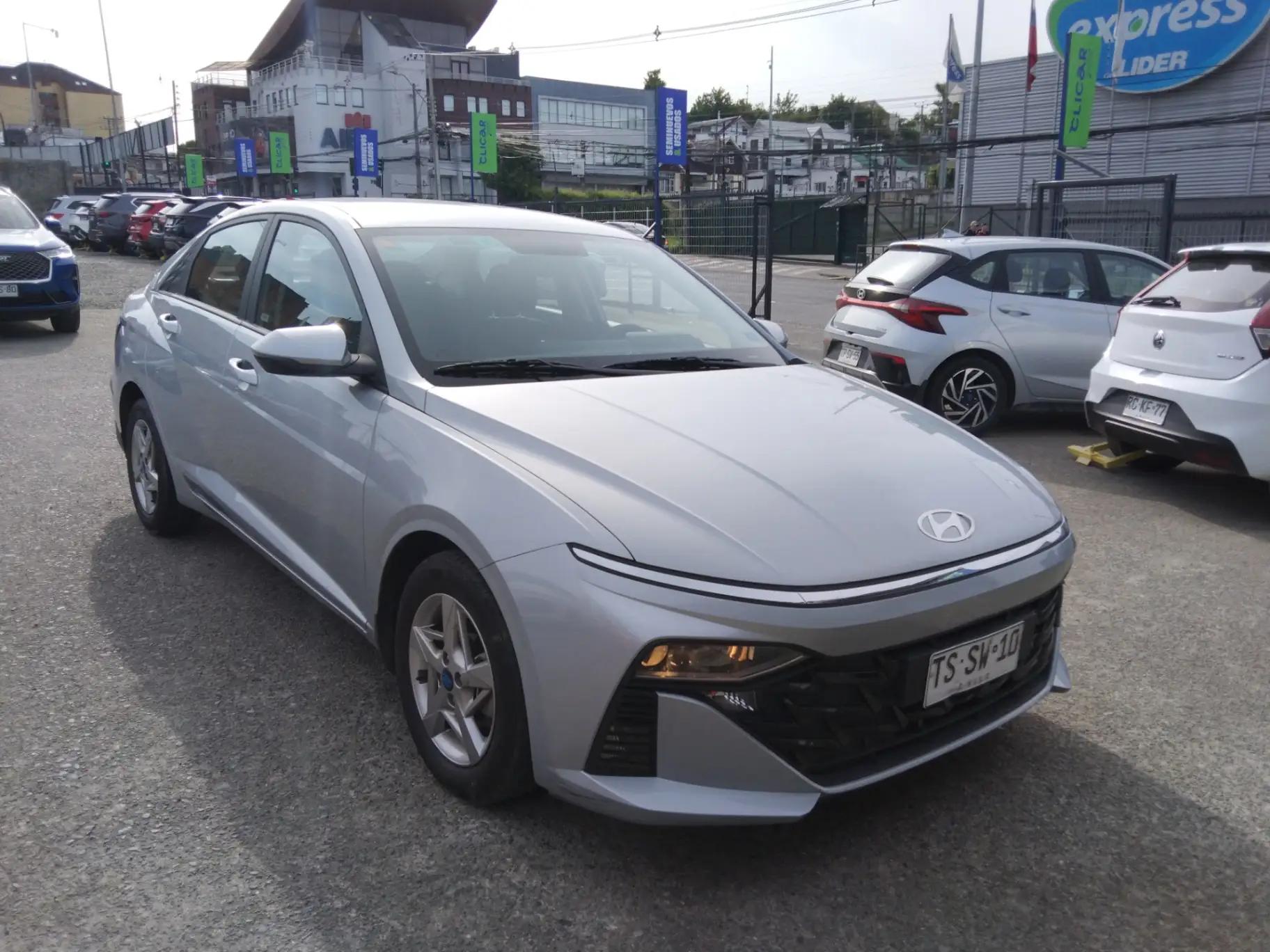 Automovil Hyundai Accent