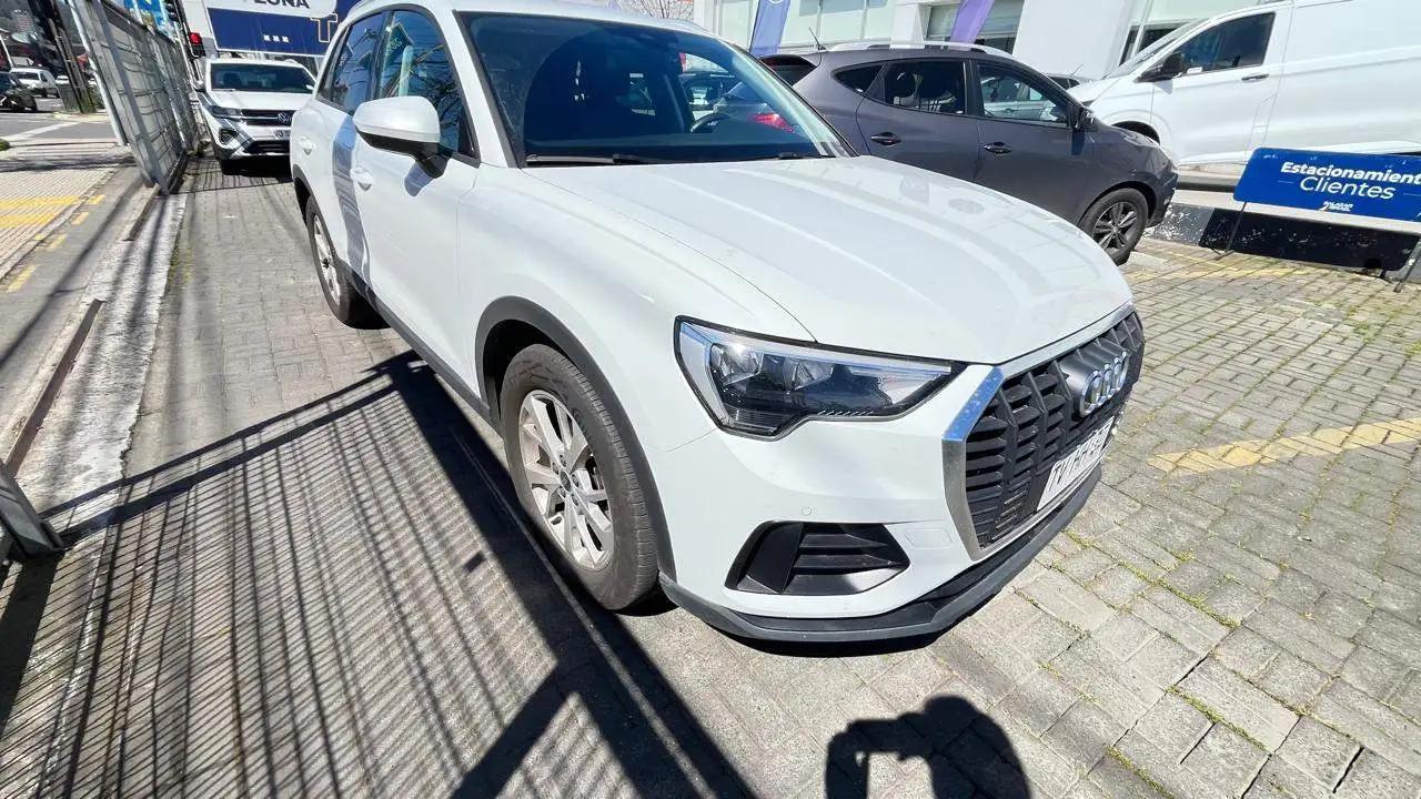 Station Wagon Audi Q3
