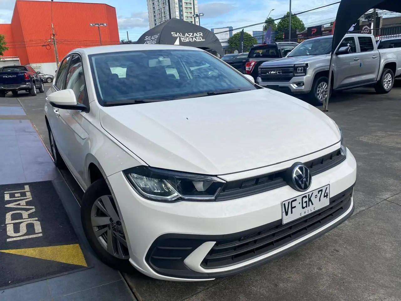 Automovil Volkswagen Polo