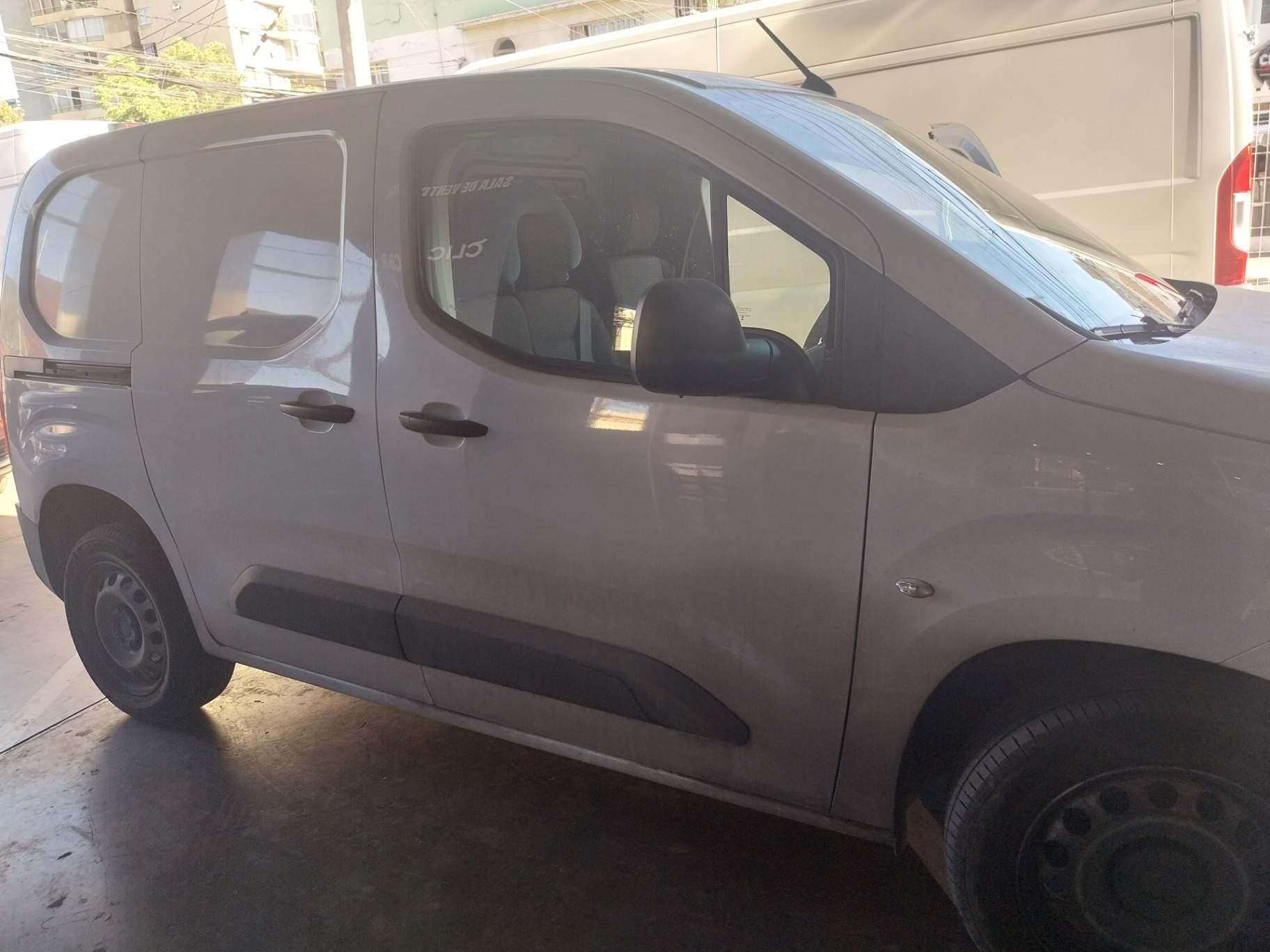 Furgon Peugeot Partner