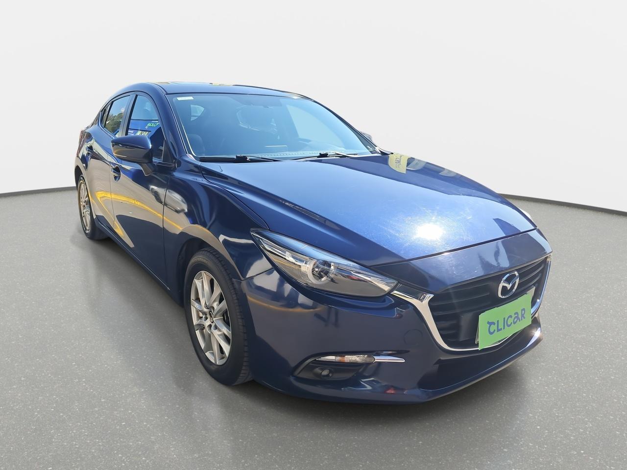 Automovil Mazda 3