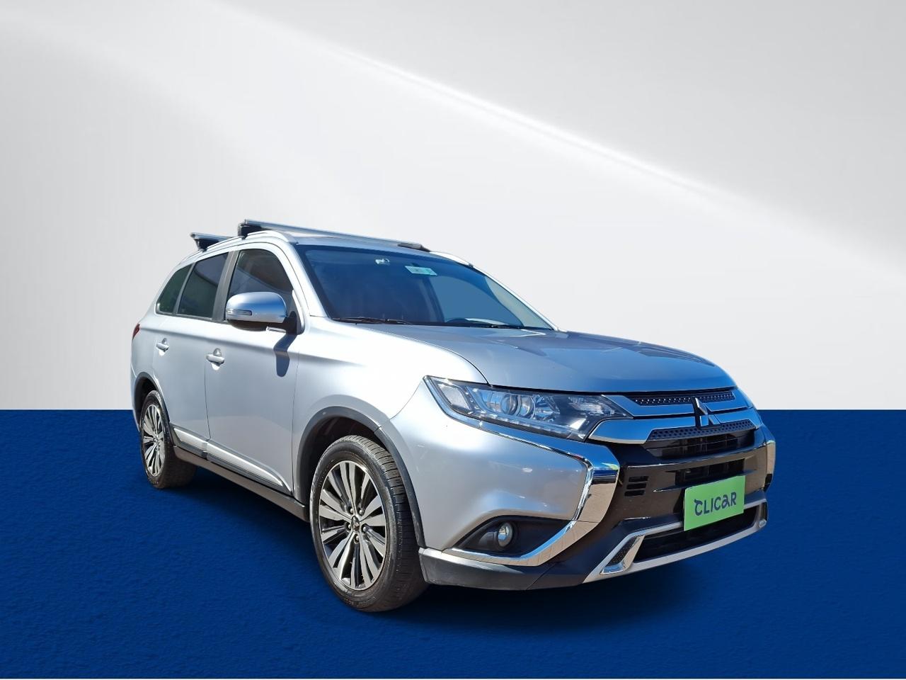 Station Wagon Mitsubishi Outlander