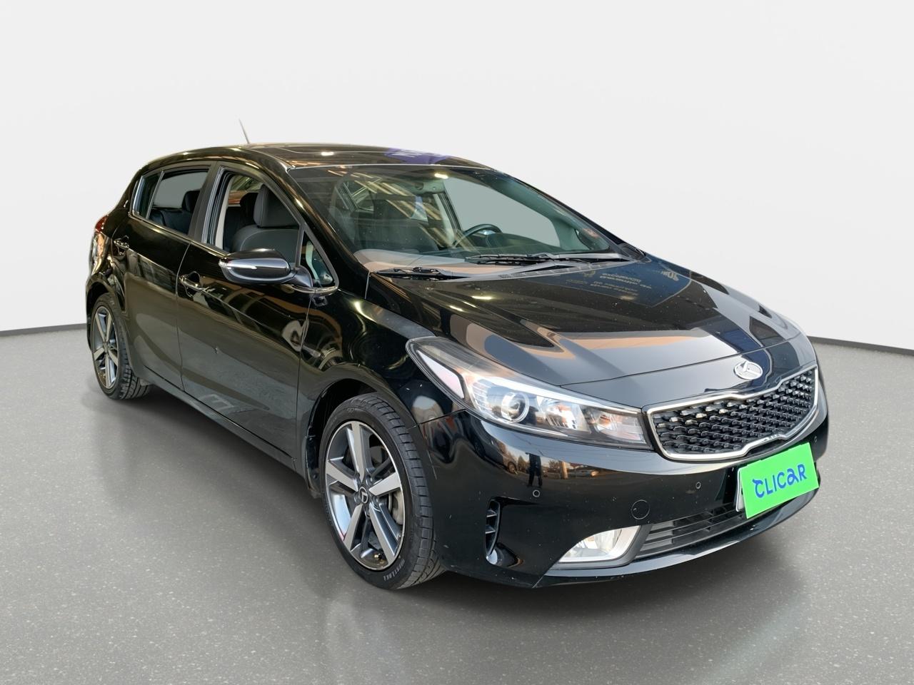 Automovil Kia Cerato 5