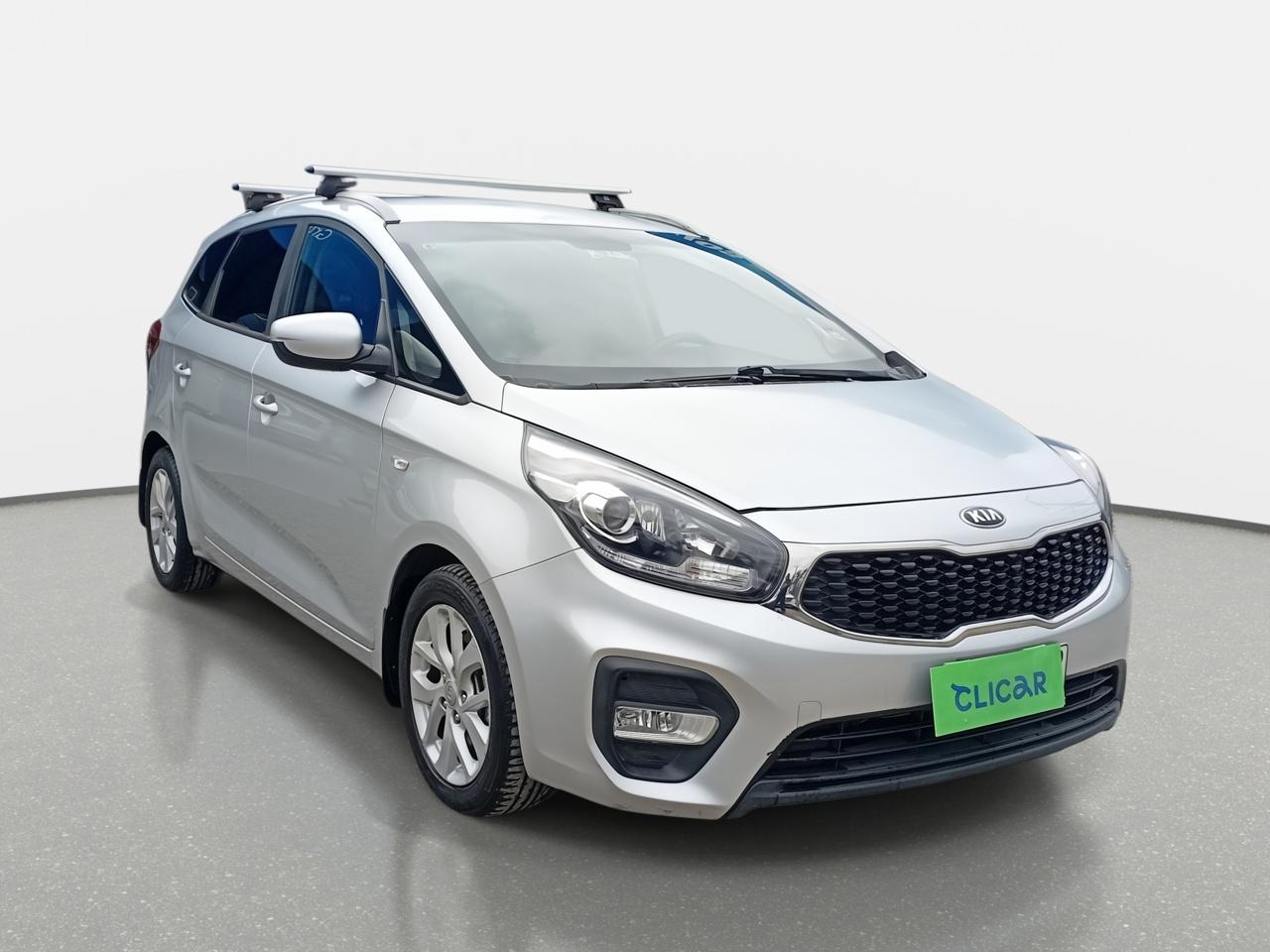 Suv Kia Carens