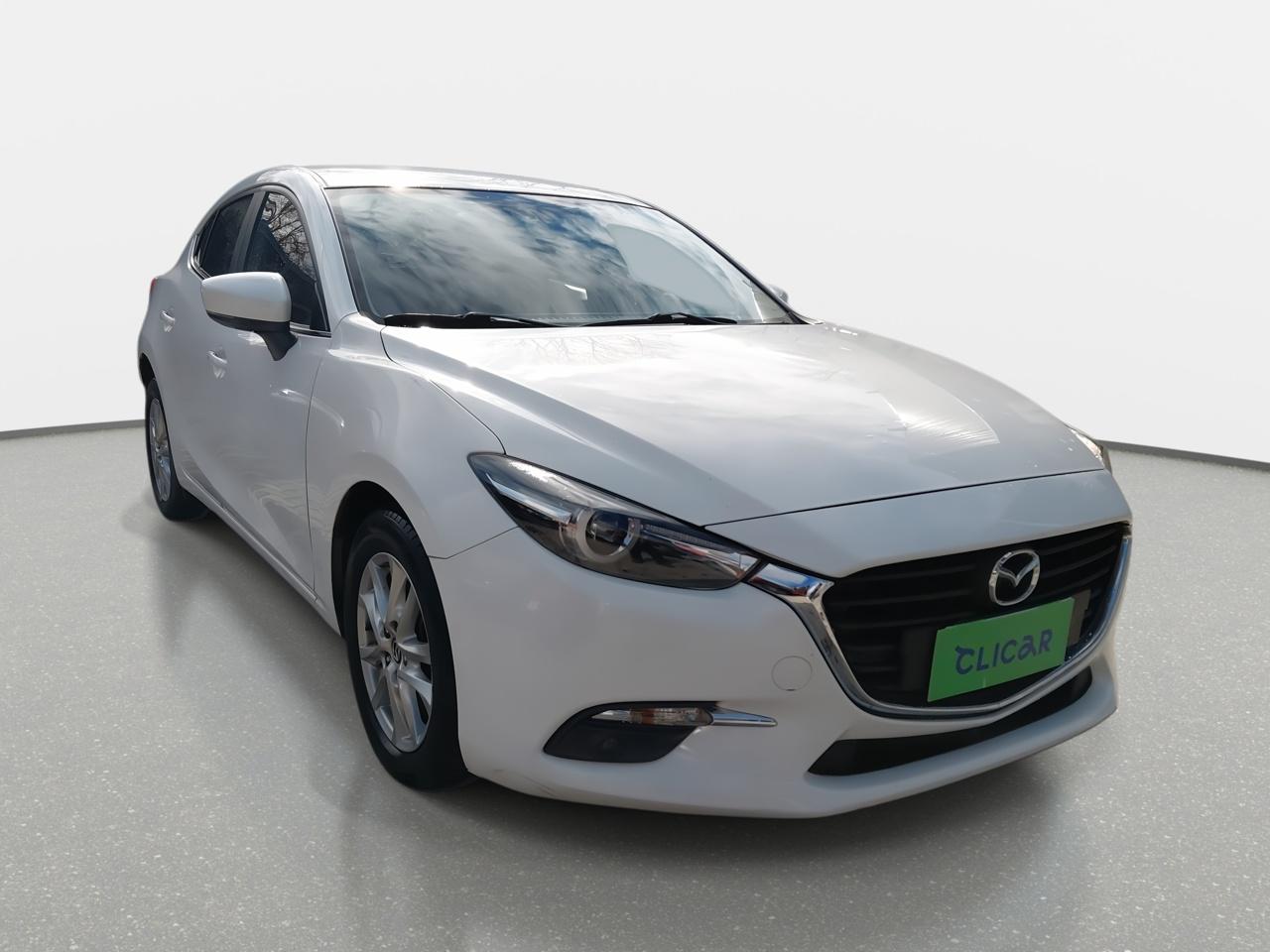Automovil Mazda 3